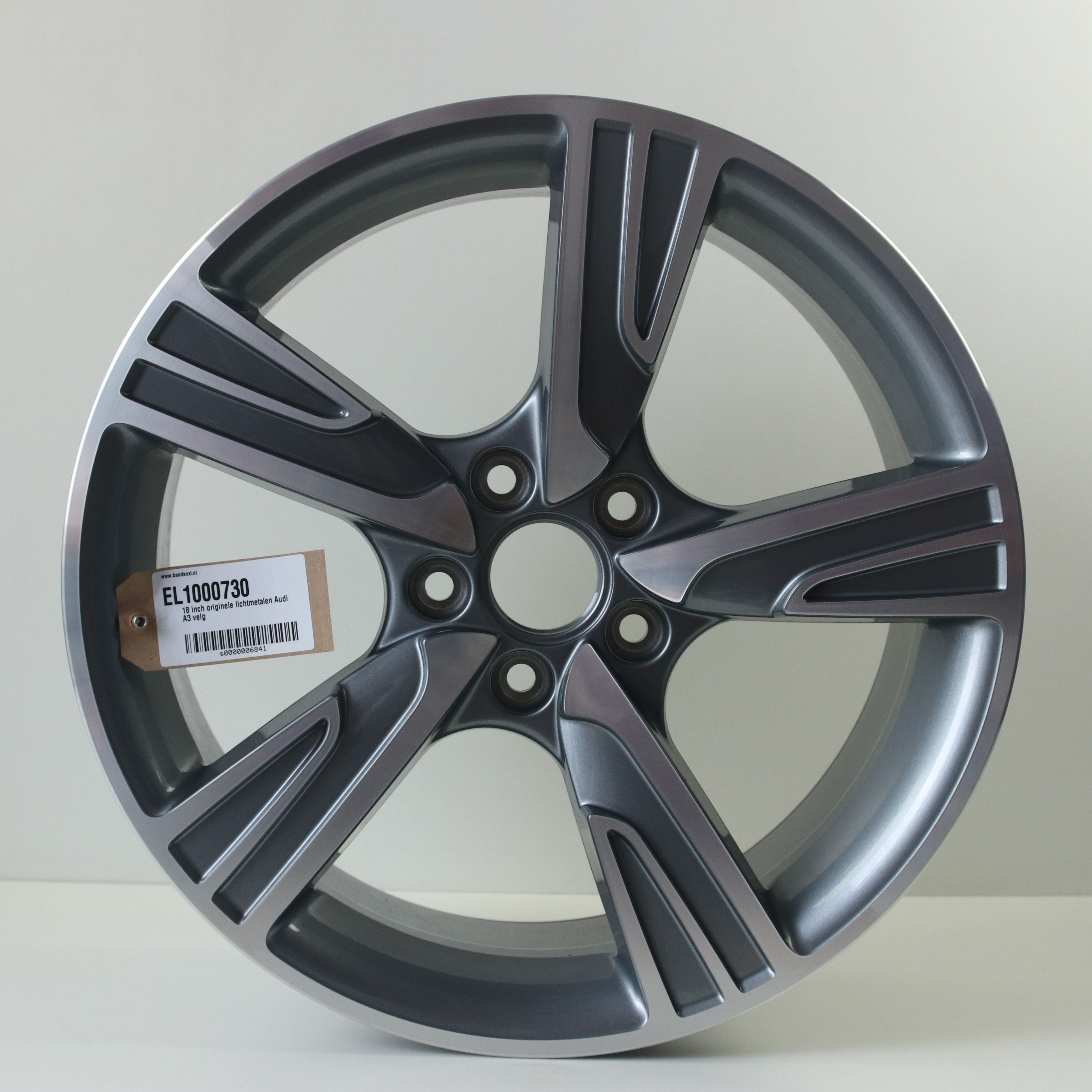 EL1000730 18 inch originele lichtmetalen Audi A3 velg 7.50X18 5X112 ET51.0 NB57.10 Antraciet gepolijst