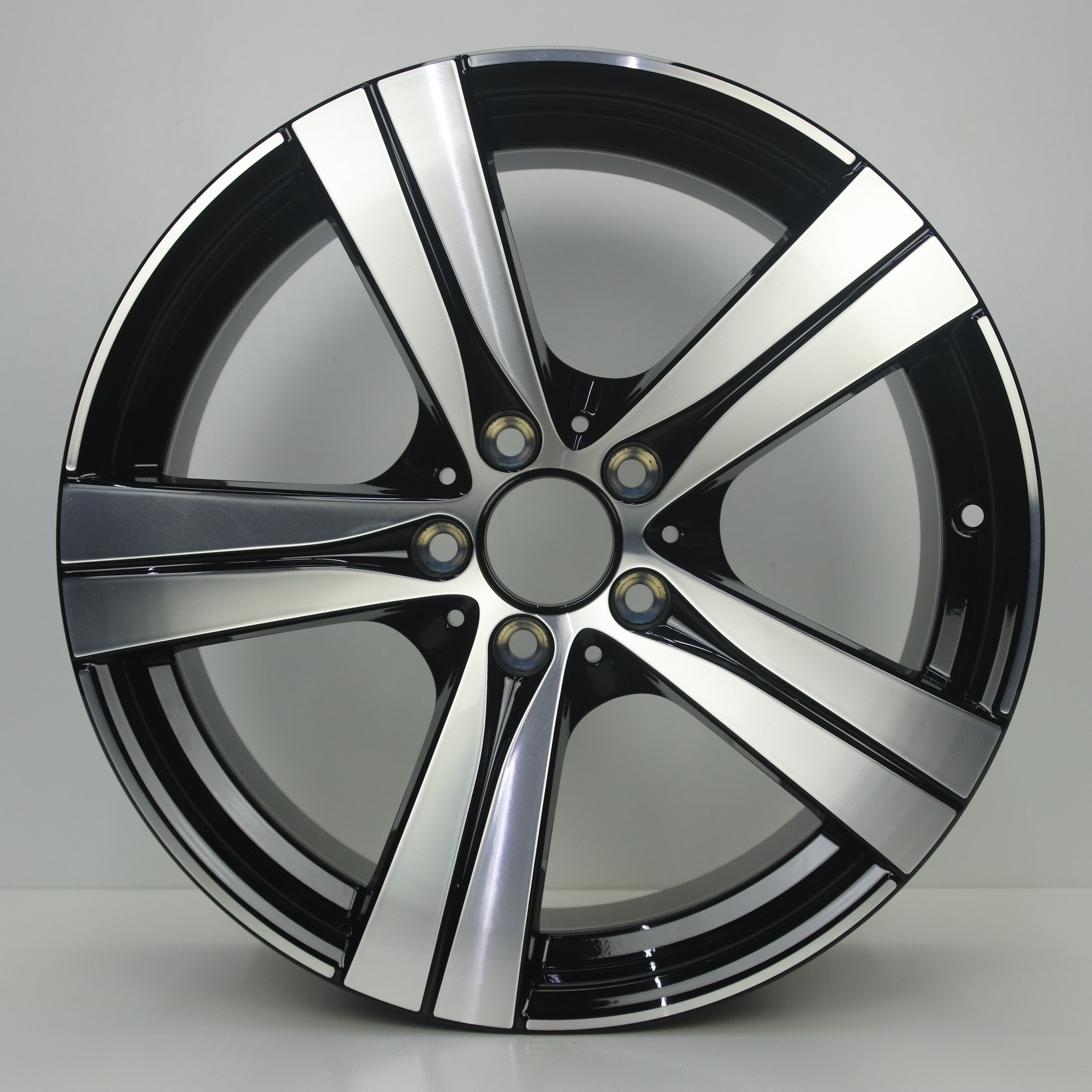 OS1007712 Originele 18 inch lichtmetalen Mercedes-Benz C-klasse velgen (Breedset) 7.50X18 5X112 ET40.0 NB66.60 Zwart gepolijst