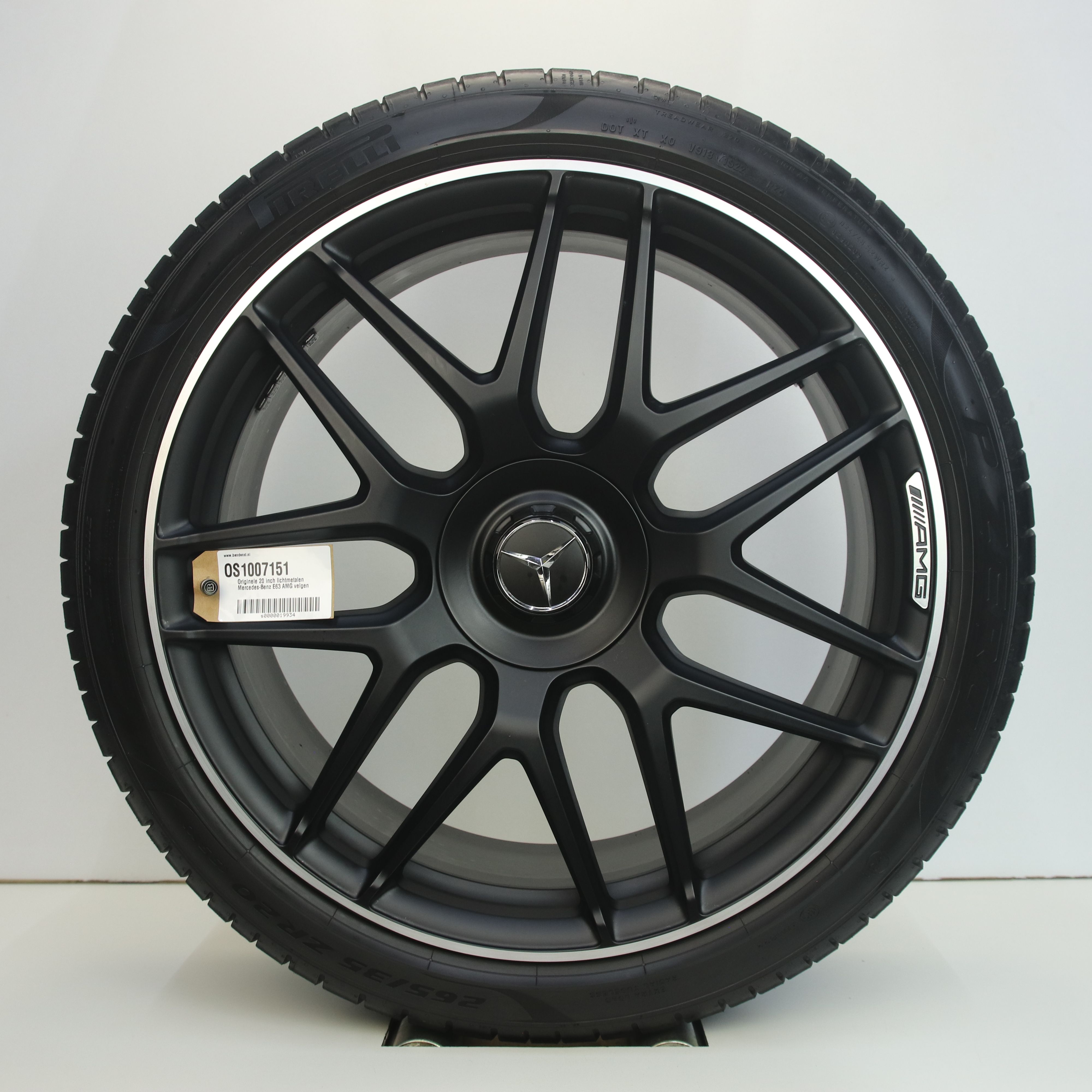 OS1007151 Originele 20 inch lichtmetalen Mercedes-Benz E63 AMG velgen 9.50X20 5X112 ET25.0 NB66.60 Mat zwart gepolijst