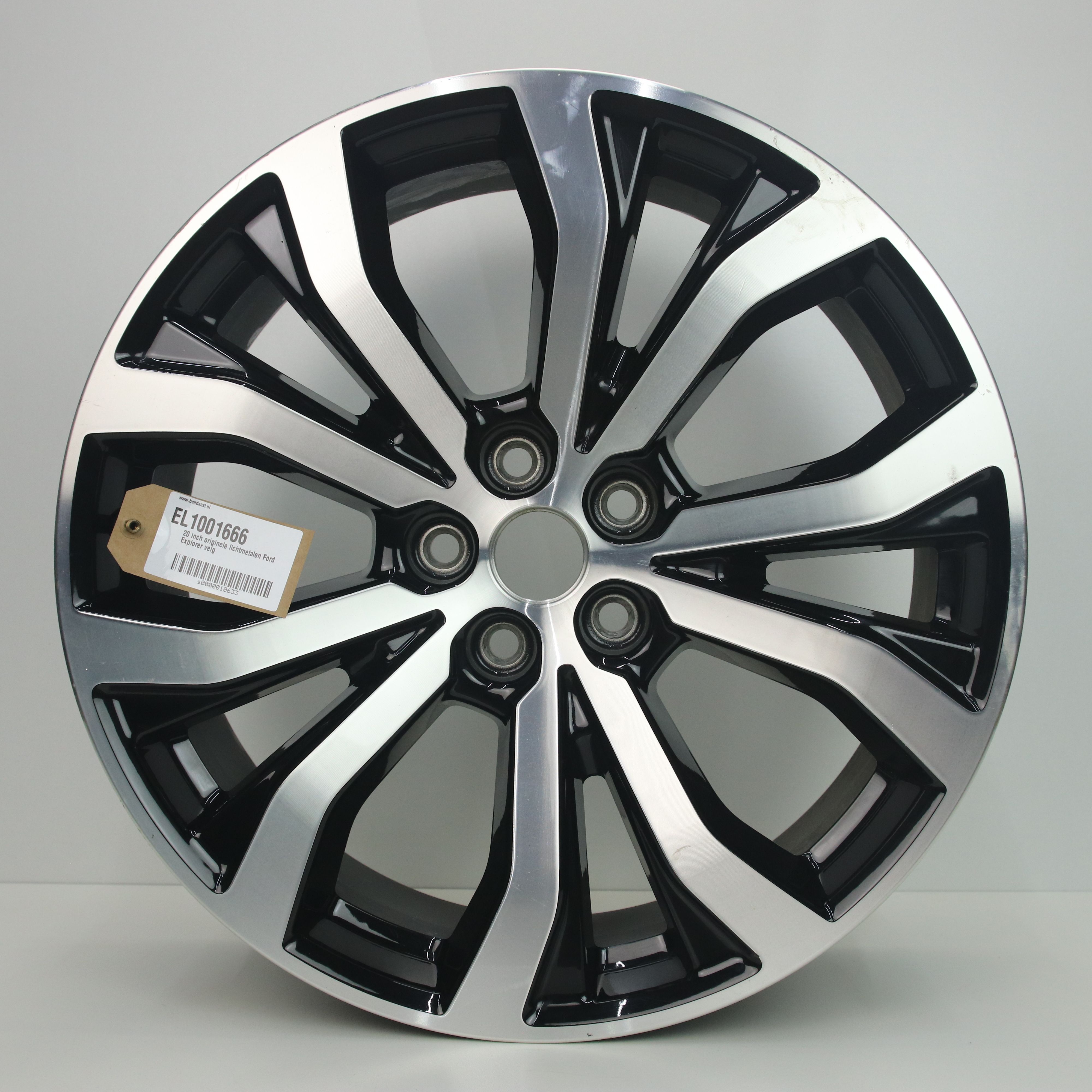 EL1001666 20 inch originele lichtmetalen Ford Explorer velg 8.50X20 5X114.3 ET40.0 NB70.50 Zwart gepolijst