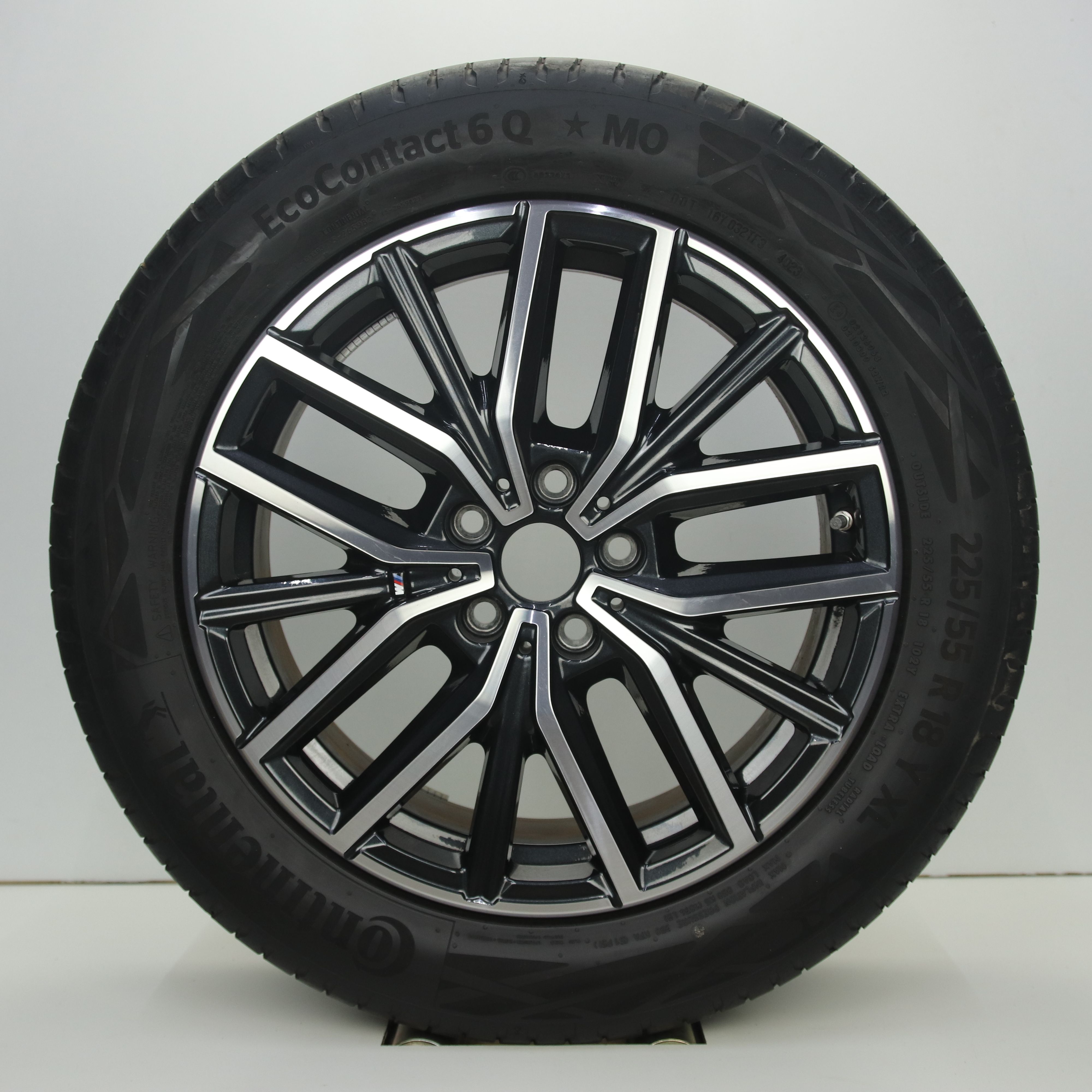 OS1007893 Originele 18 inch lichtmetalen BMW X1 styling 838M velgen 7.50X18 5X112 ET50.0 NB66.60 Antraciet gepolijst