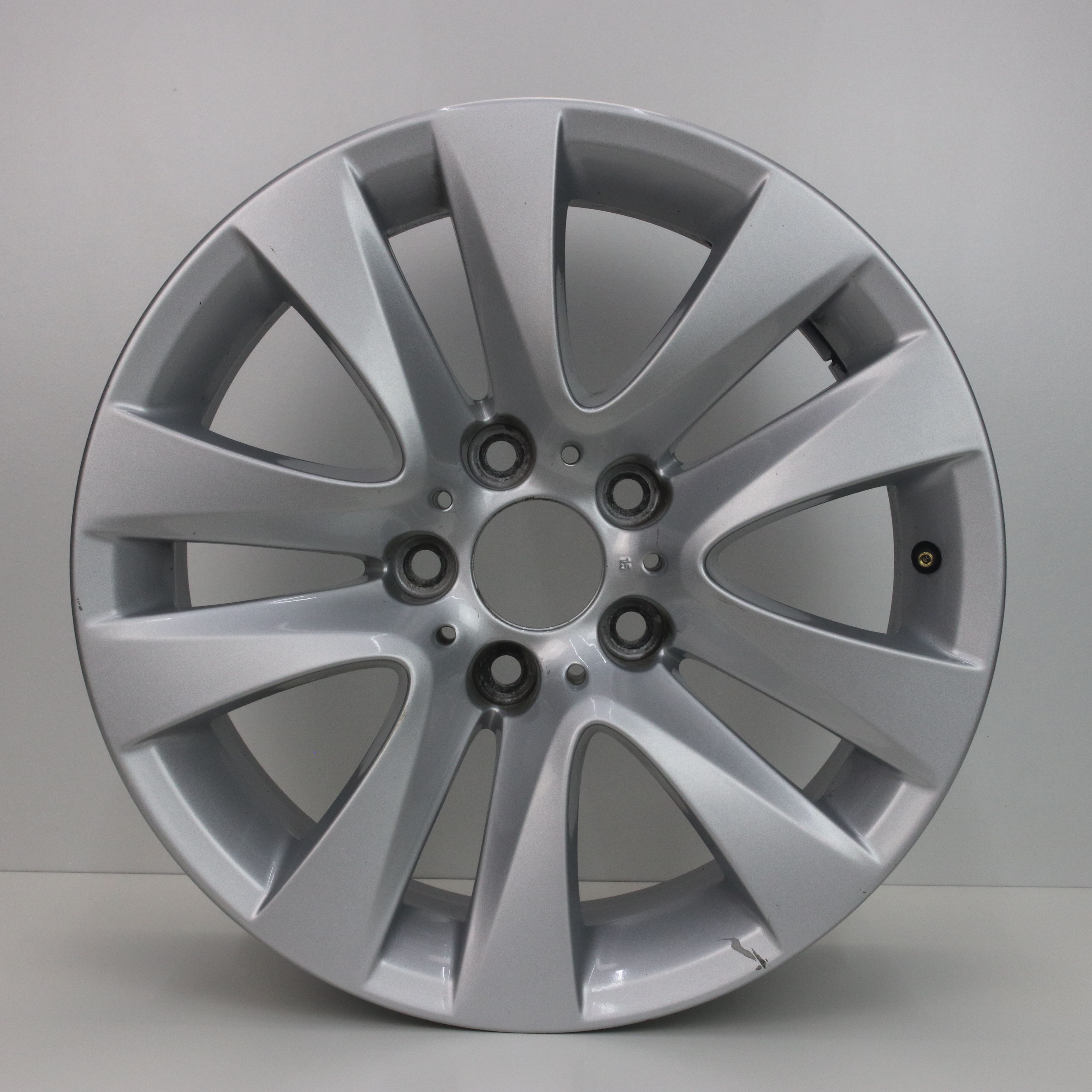 OS1002046 Originele 17 inch lichtmetalen BMW 3-serie styling 338 velgen 8.00X17 5X120 ET34.0 NB72.60 Zilver
