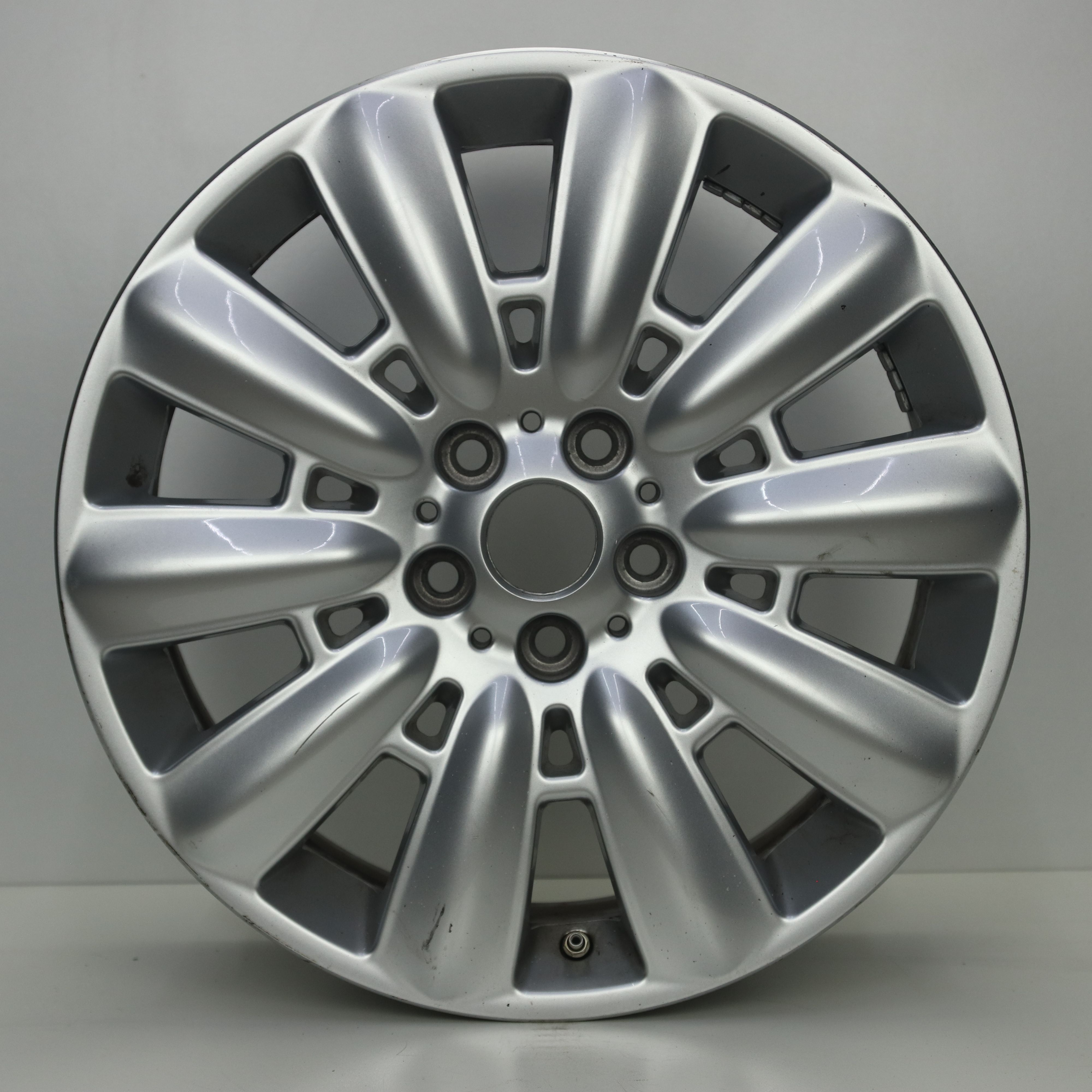 OS1007921 Originele 18 inch lichtmetalen Mini Countryman styling 533 velgen 7.50X18 5X112 ET51.0 NB66.60 Zilver