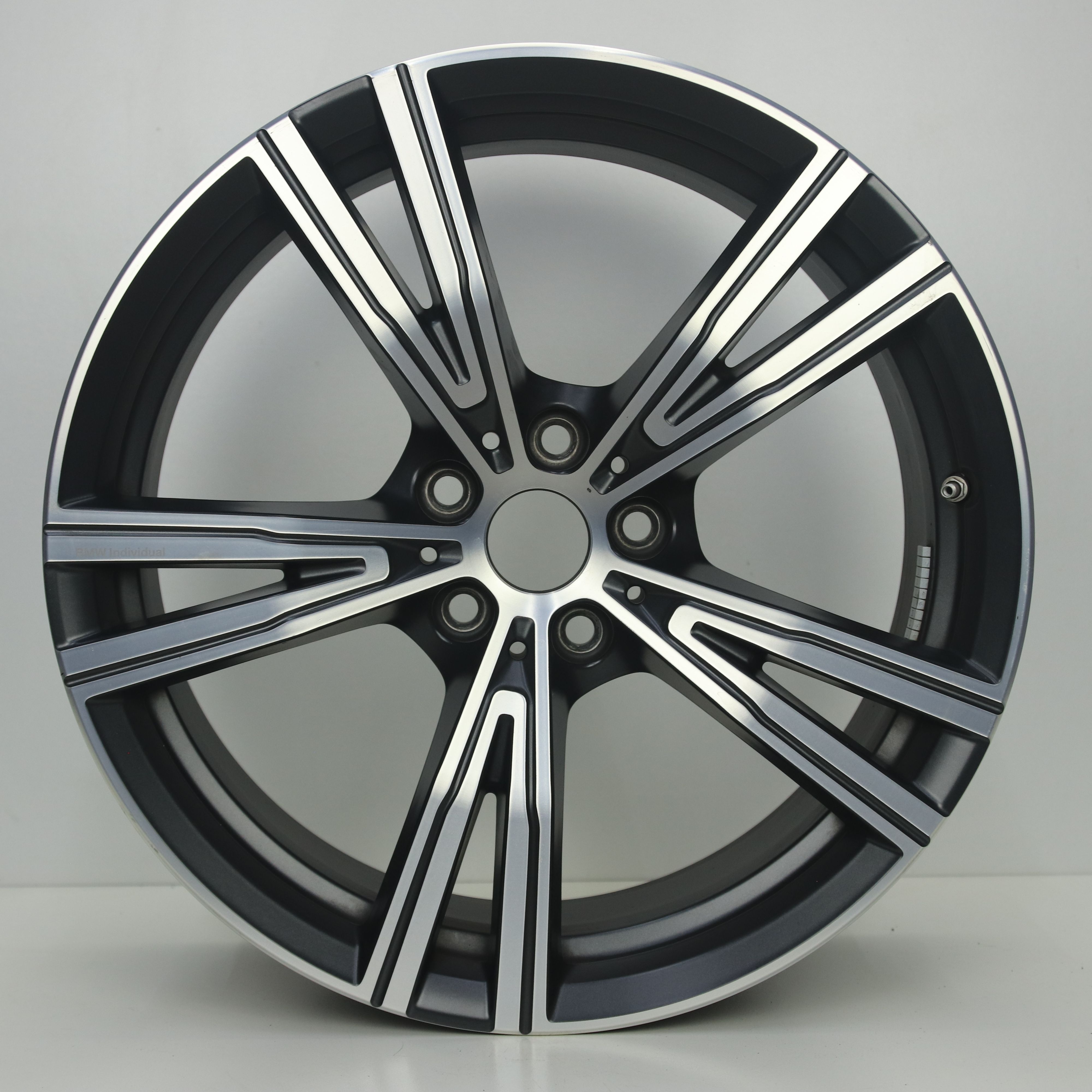 OS1007840 Originele 19 inch lichtmetalen BMW 3-serie styling 793i velgen (Breedset) 8.00X19 5X112 ET27.0 NB66.60 Mat antraciet gepolijst