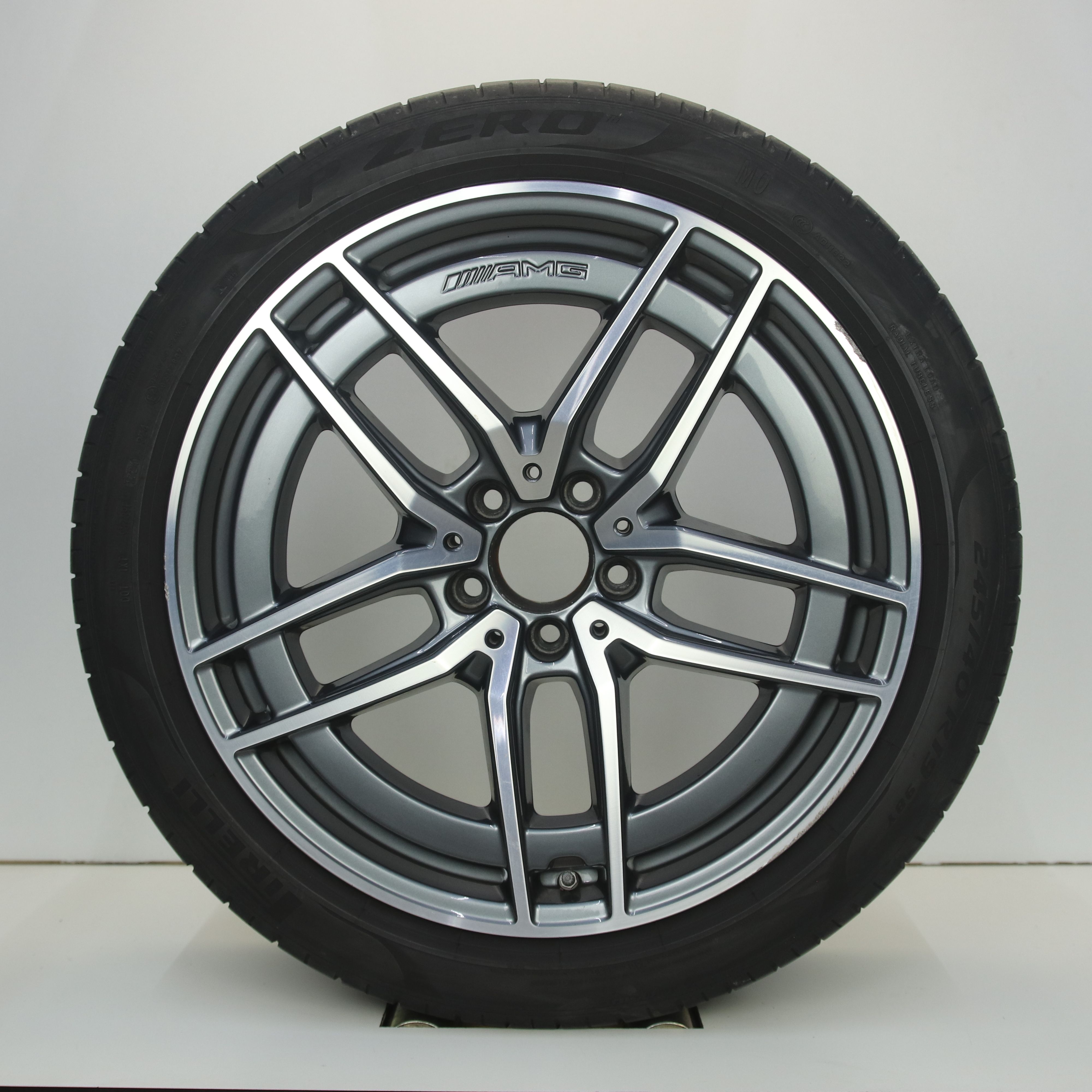 OS1007625 Originele 20 inch lichtmetalen Mercedes-Benz E-klasse AMG velgen (Breedset) 8.00X20 5X112 ET20.0 NB66.60 Antraciet Gepolijst