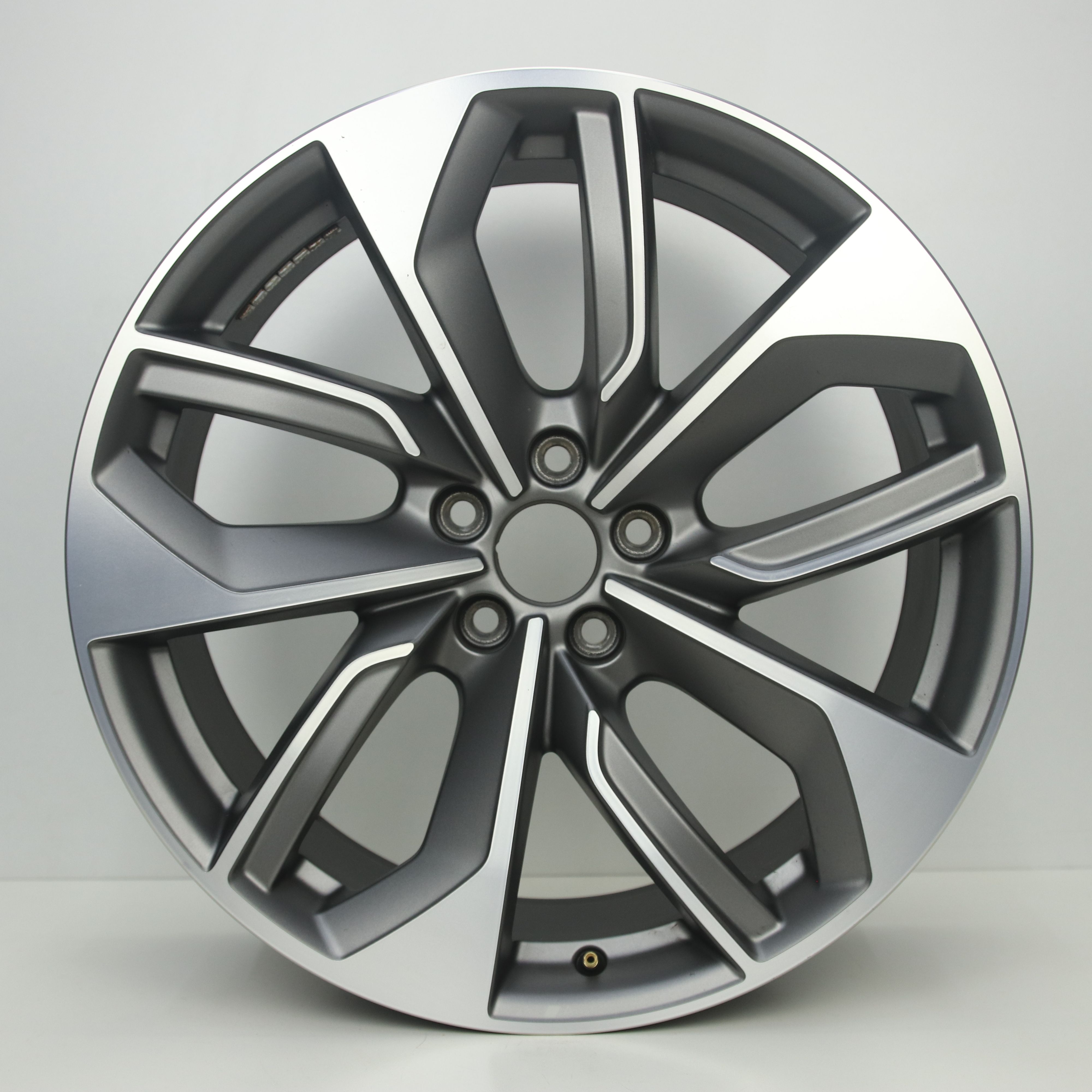 OS1007648 Originele 20 inch lichtmetalen Audi E-tron velgen 9.00X20 5X112 ET38.0 NB66.60 Mat antraciet gepolijst