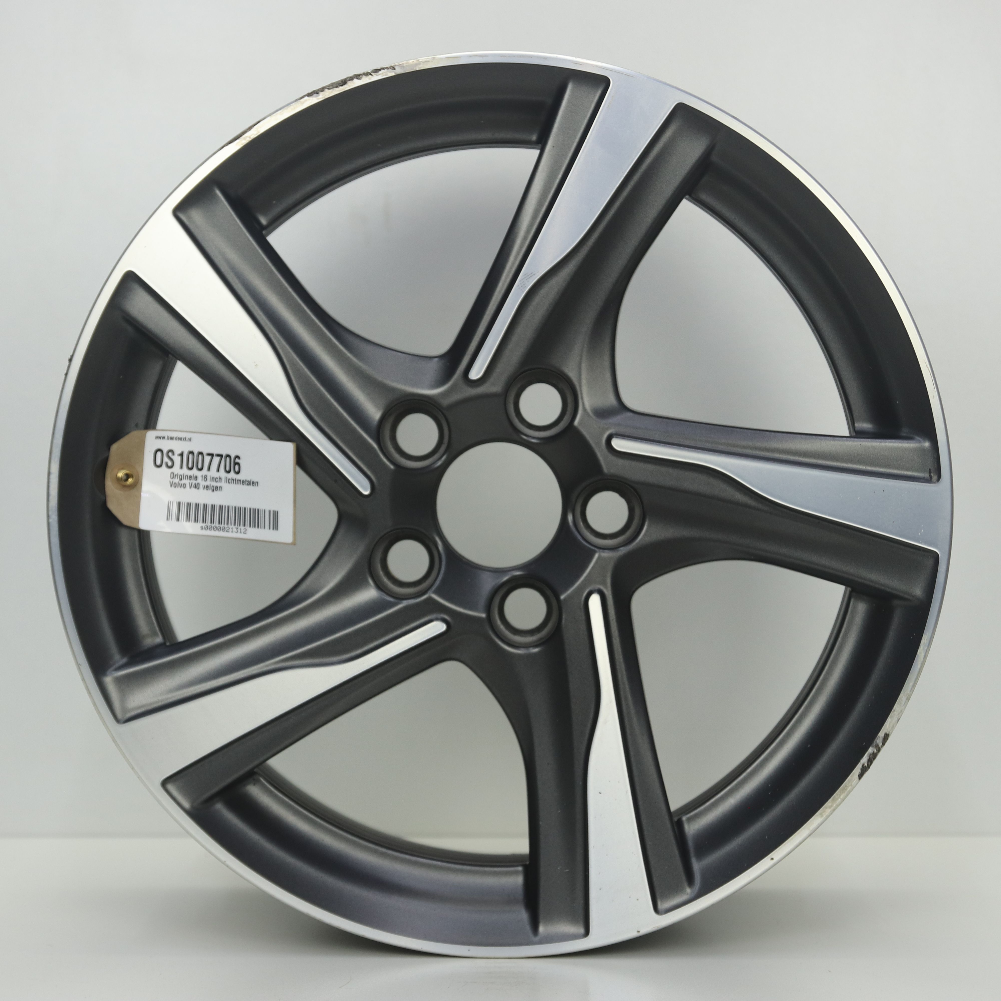 OS1007706 Originele 16 inch lichtmetalen Volvo V40 velgen 7.00X16 5X108 ET50.0 NB63.40 Antraciet Gepolijst
