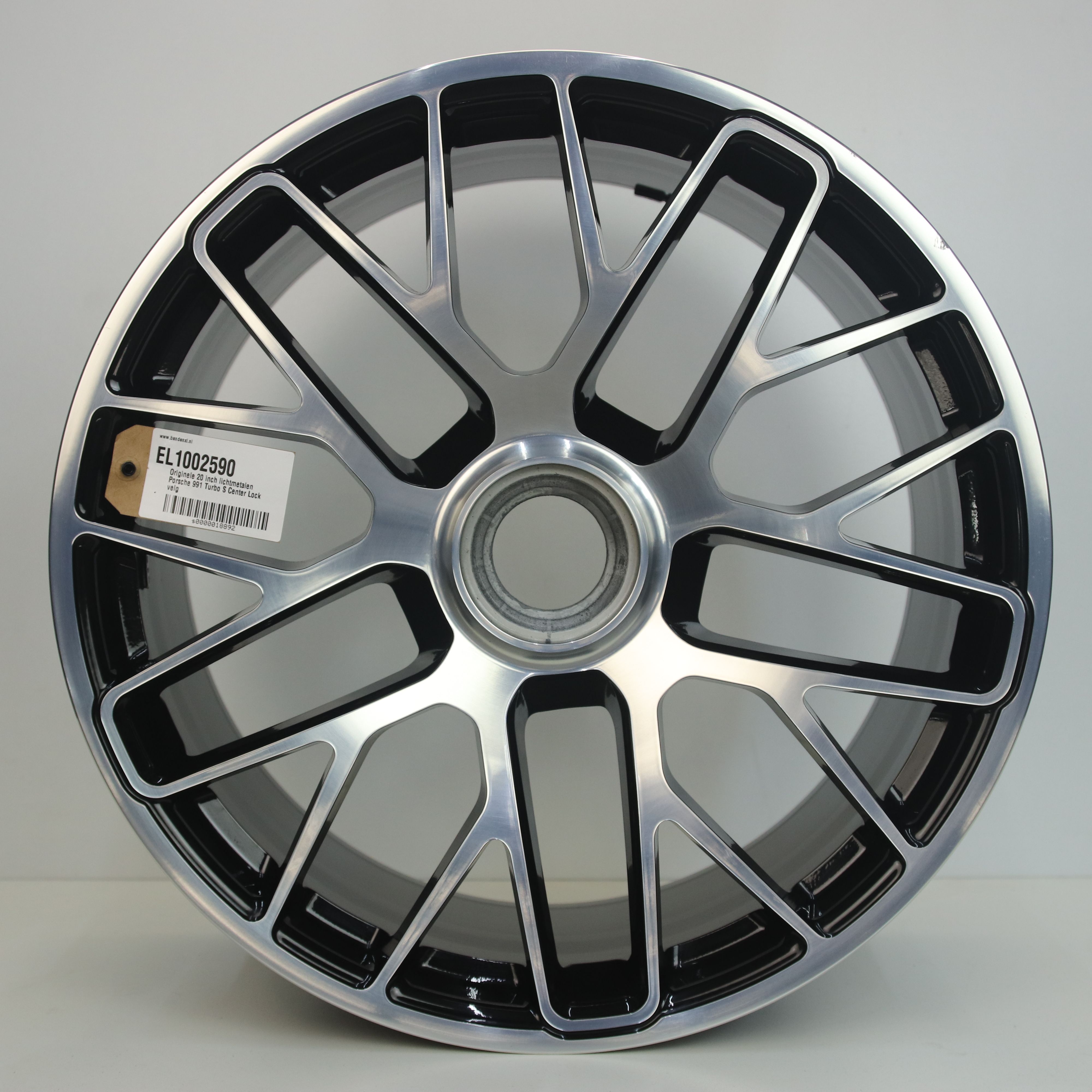 EL1002590 Originele 20 inch lichtmetalen Porsche 991 Turbo S Center Lock velg 11.00X20 0X0 ET59.0 NB84.10 Zwart gepolijst