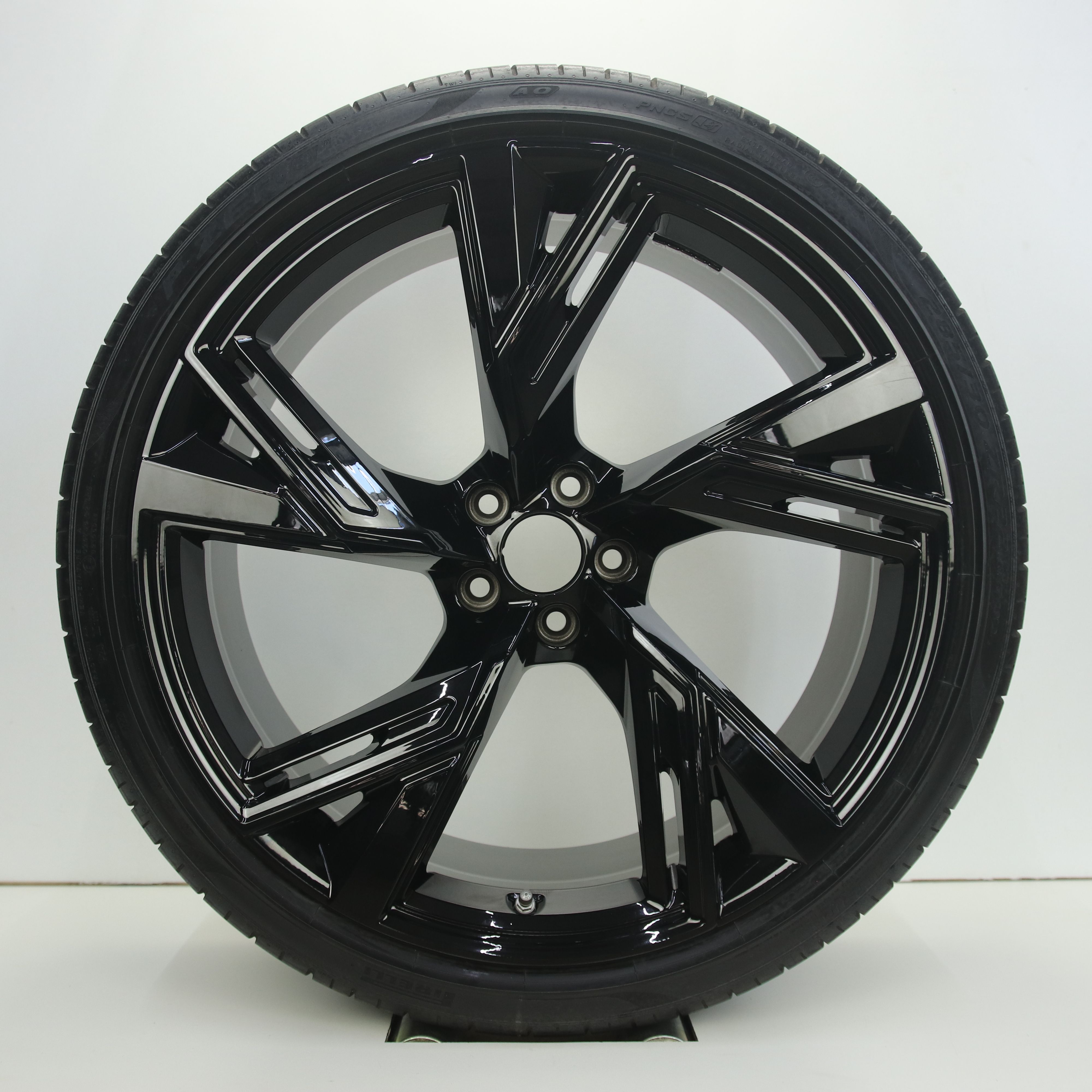 OS1007830 Originele 22 inch lichtmetalen Audi RS6 velgen 10.50X22 5X112 ET19.0 NB66.60 Zwart