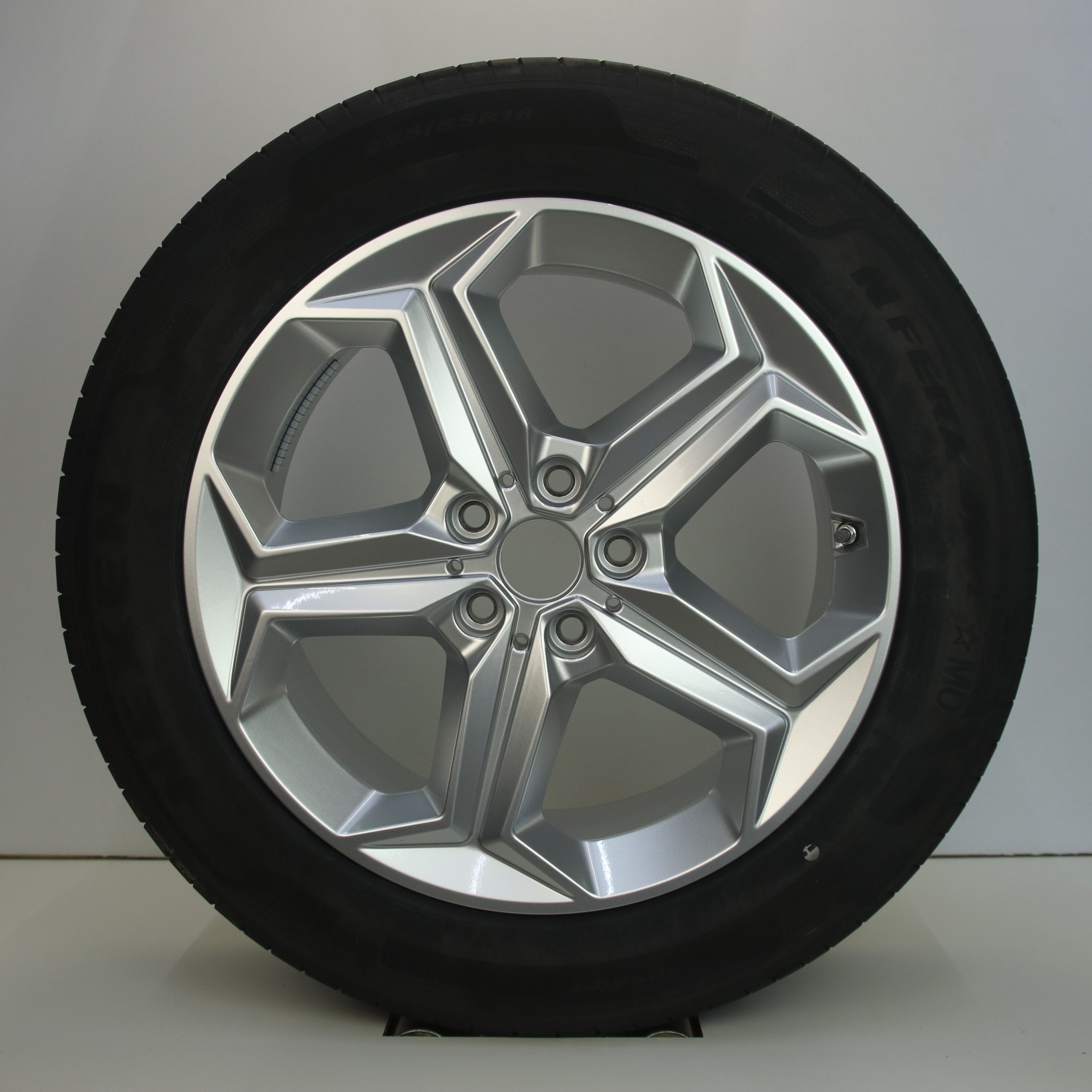 OS1007283 Originele 18 inch lichtmetalen BMW X1 styling 865 velgen 7.50X18 5X112 ET50.0 NB66.60 Zilver