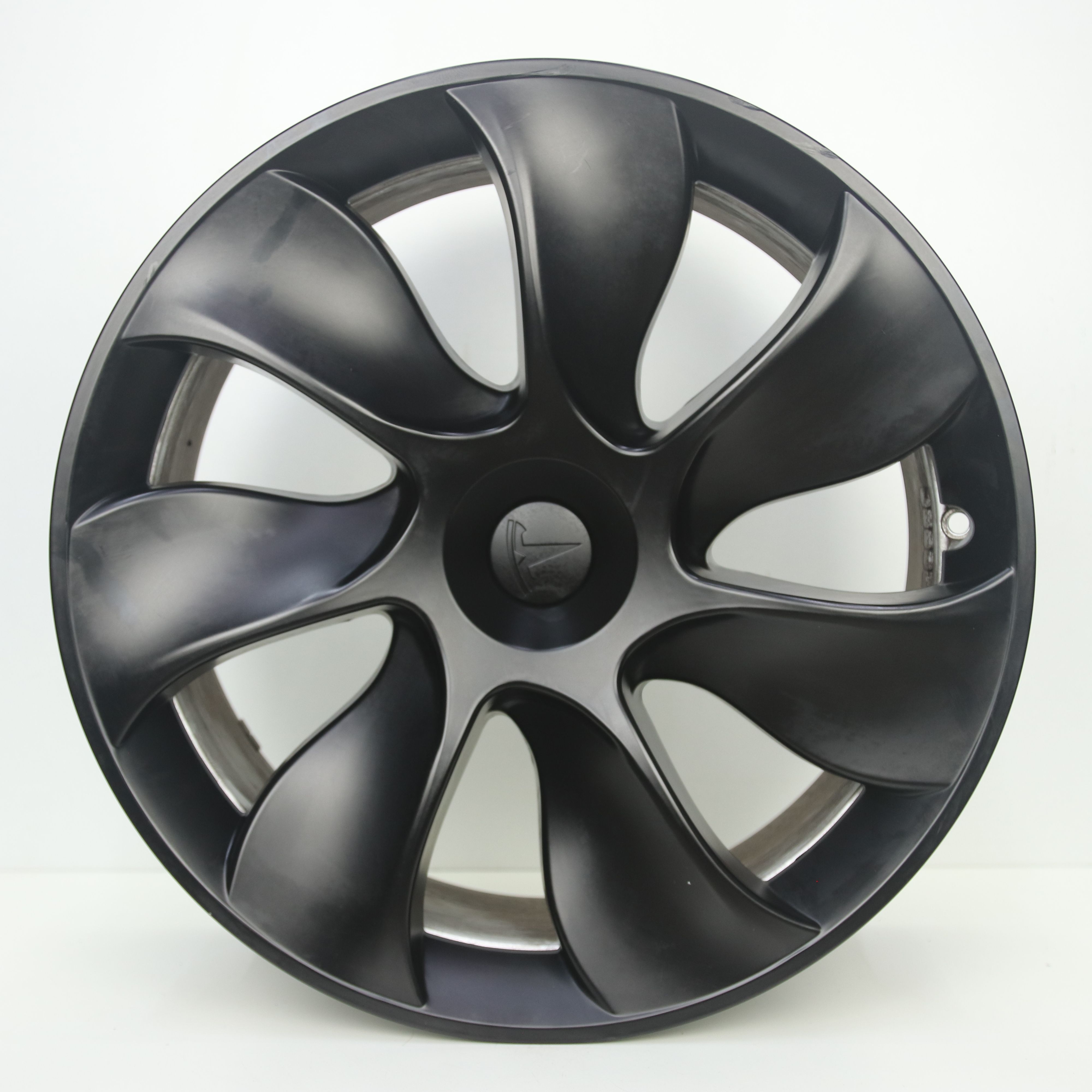 IN1003079 Originele 19 inch lichtmetalen Tesla Model Y velgen 9.50X19 5X114.3 ET45.0 NB64.10 Mat zwart