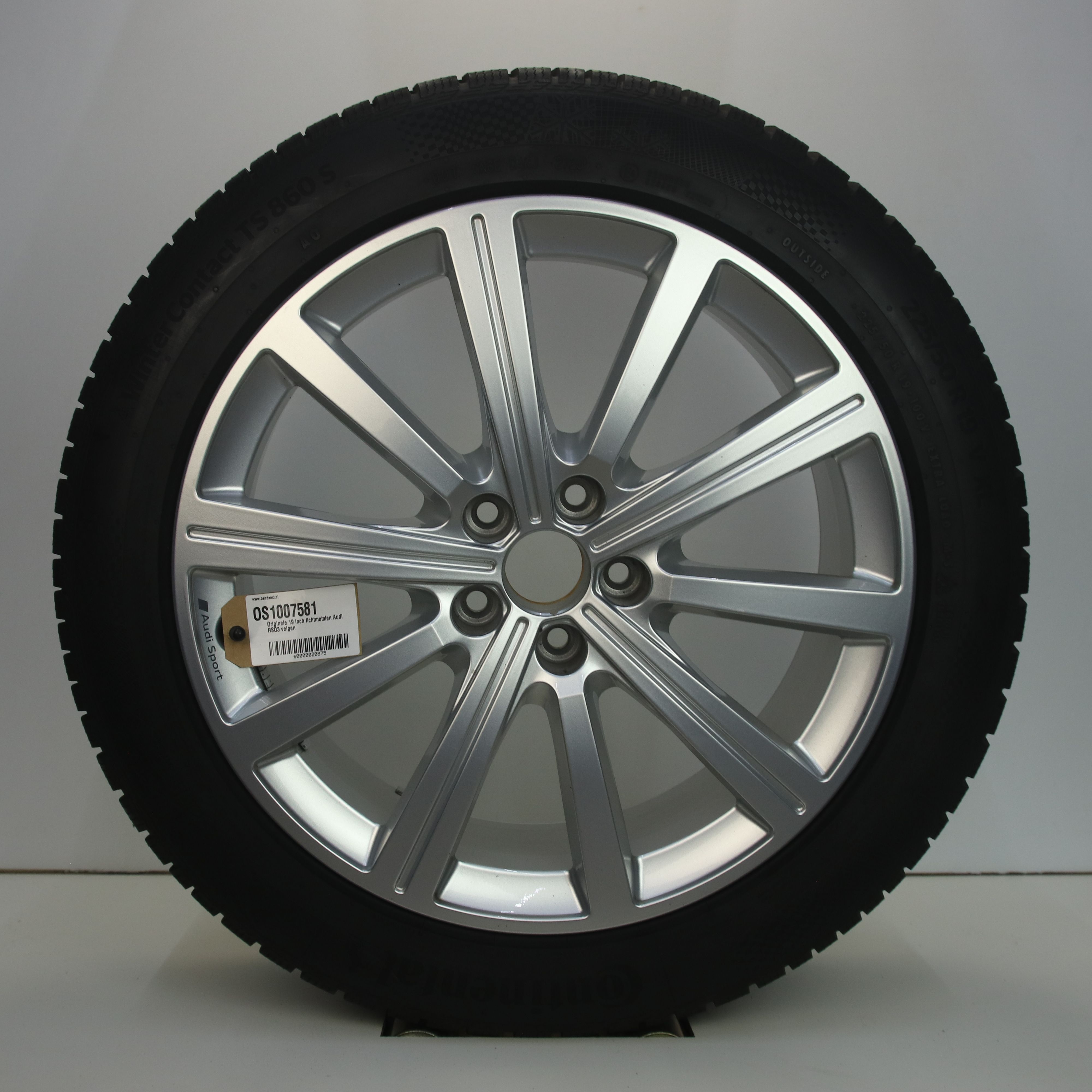 OS1007581 Originele 19 inch lichtmetalen Audi RSQ3 velgen 7.50X19 5X112 ET38.0 NB57.10 Zilver