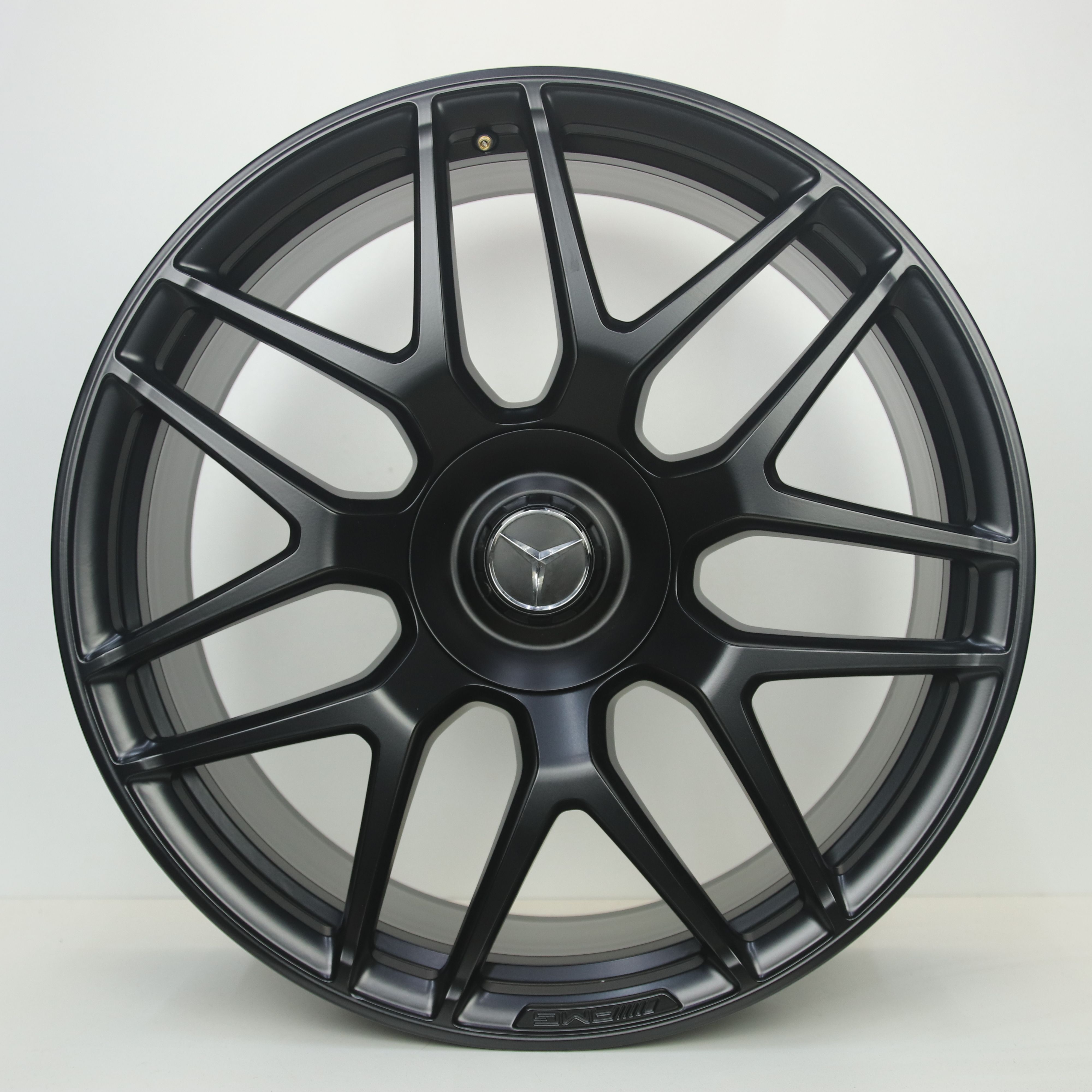 OS1007639 Originele 22 inch lichtmetalen Mercedes-Benz G-klasse G63 AMG velgen 10.00X22 5X130 ET39.0 NB84.10 Mat zwart