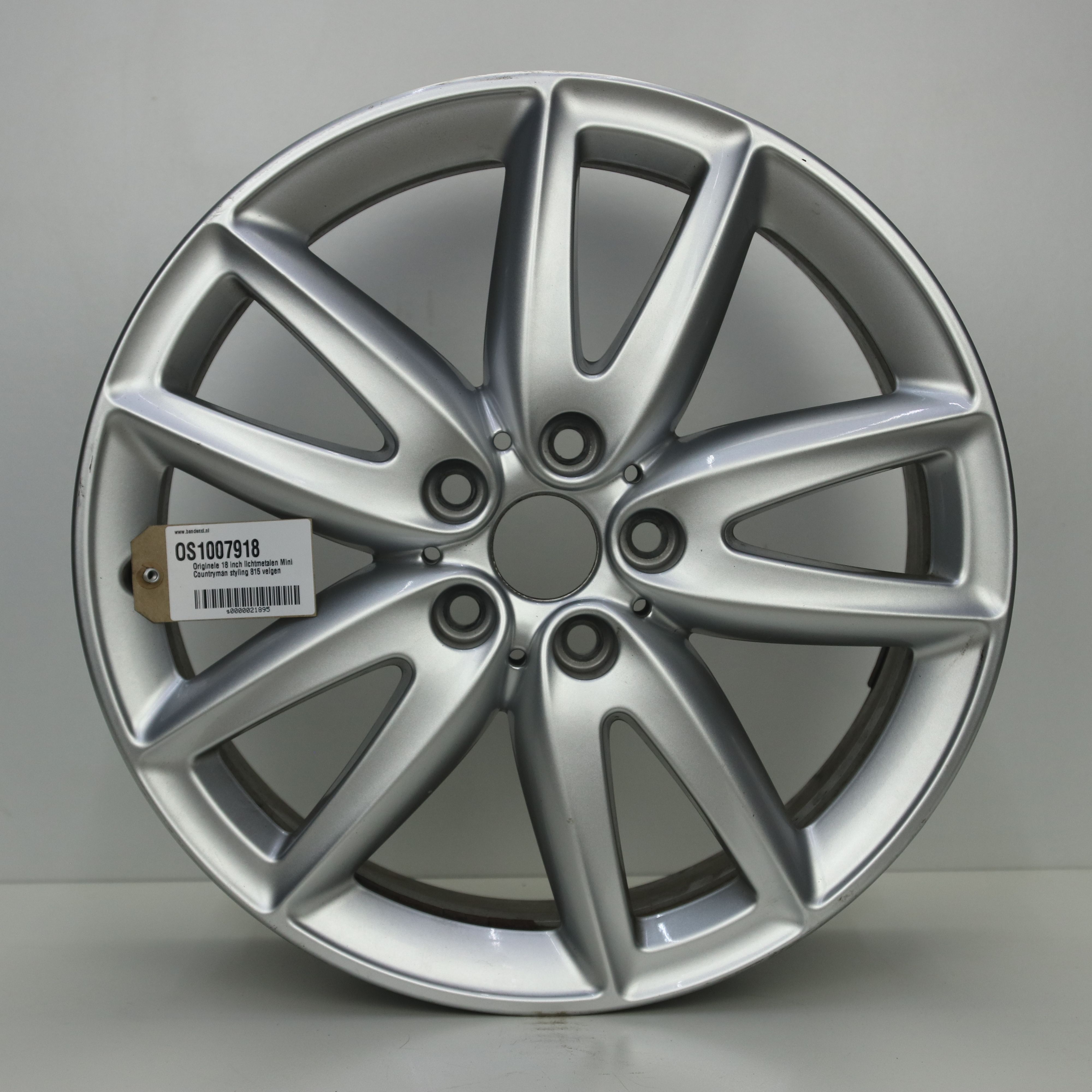 OS1007918 Originele 18 inch lichtmetalen Mini Countryman styling 815 velgen 7.50X18 5X112 ET51.0 NB66.60 Zilver