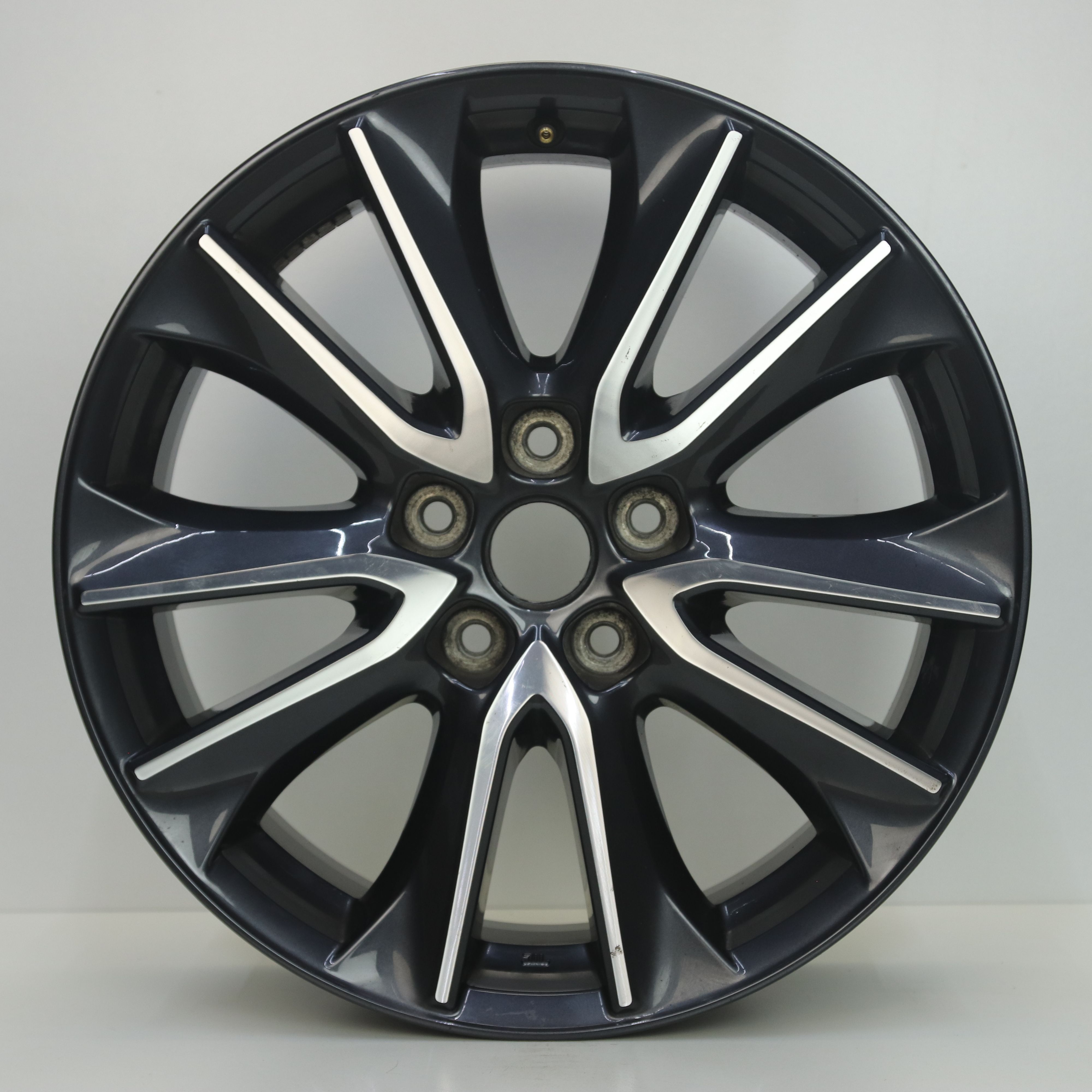 OS1007378 Originele 18 inch lichtmetalen Mazda velgen 7.00X18 5X114.3 ET50.0 NB67.10 Antraciet gepolijst