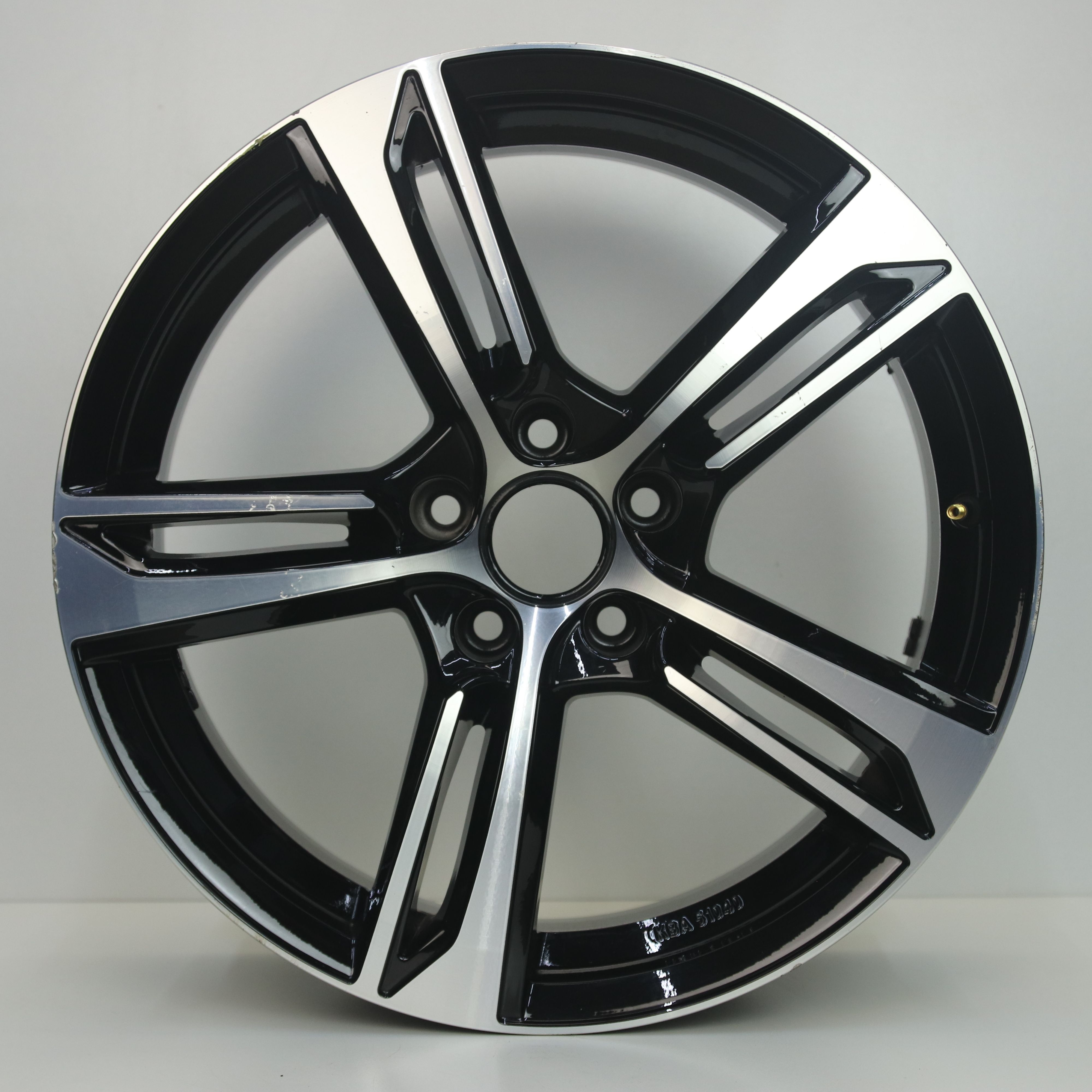 OS1007459 Set 18 inch lichtmetalen GMP Paky velgen 8.00X18 5X112 ET25.0 NB66.60 Zwart gepolijst