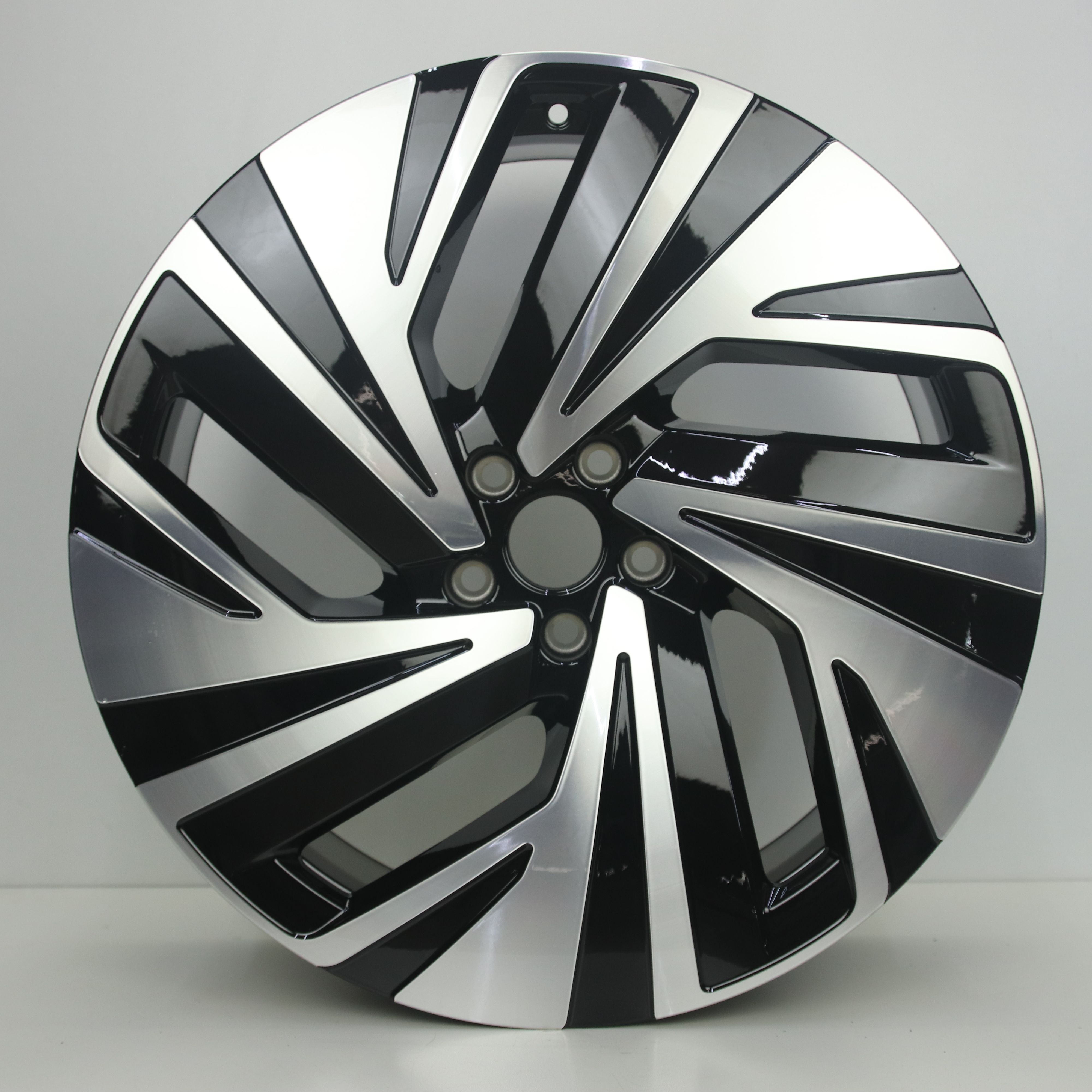 OS1007930 Originele 21 inch lichtmetalen Volkswagen ID.4 / ID.5 velgen 8.50X21 5X112 ET40.0 NB57.10 Zwart gepolijst