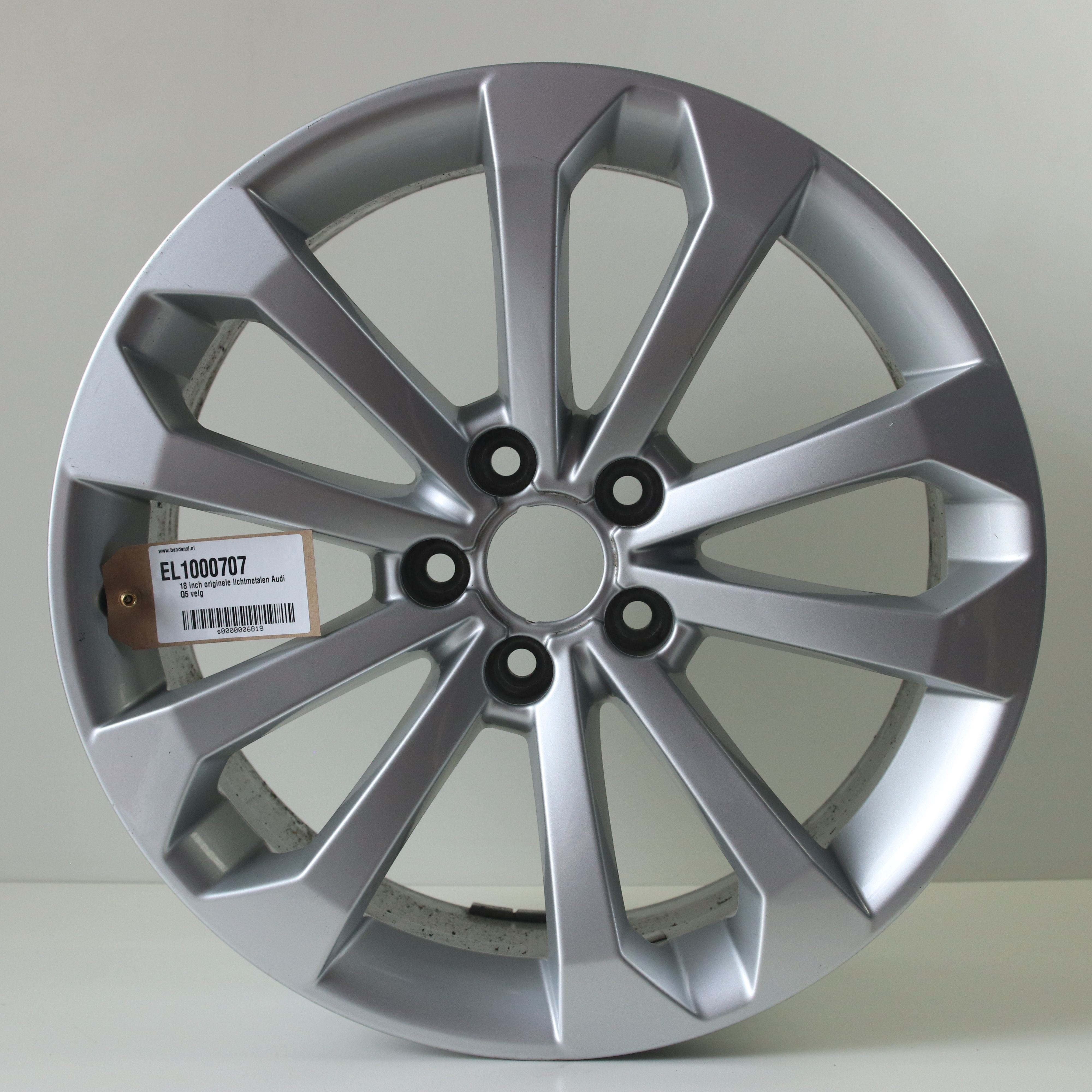 EL1000707 18 inch originele lichtmetalen Audi Q5 velg 8.00X18 5X112 ET39.0 NB66.50 Zilver