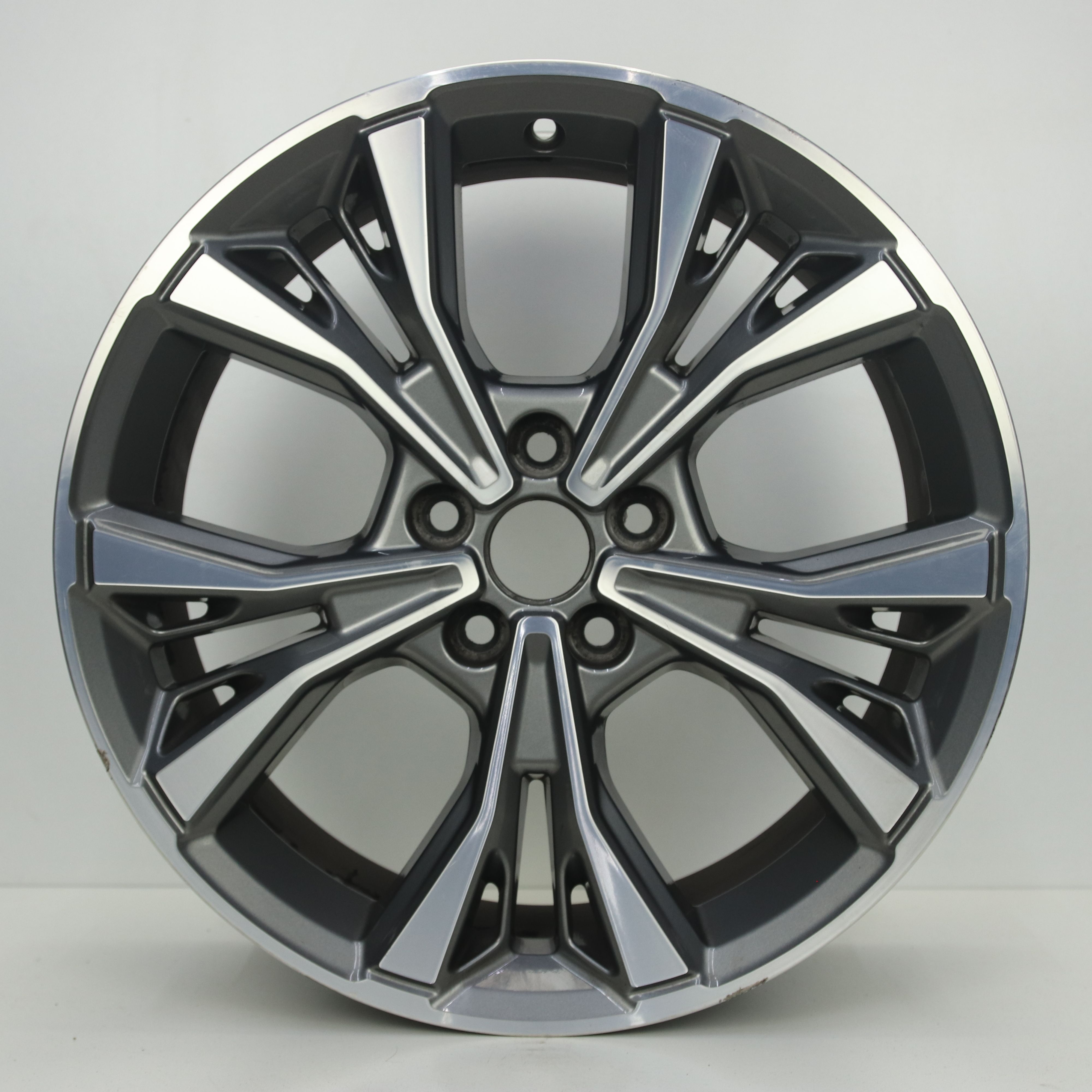 OS1007812 Originele 18 inch lichtmetalen Ford Mondeo velgen 8.00X18 5X108 ET55.0 NB63.40 Antraciet Gepolijst