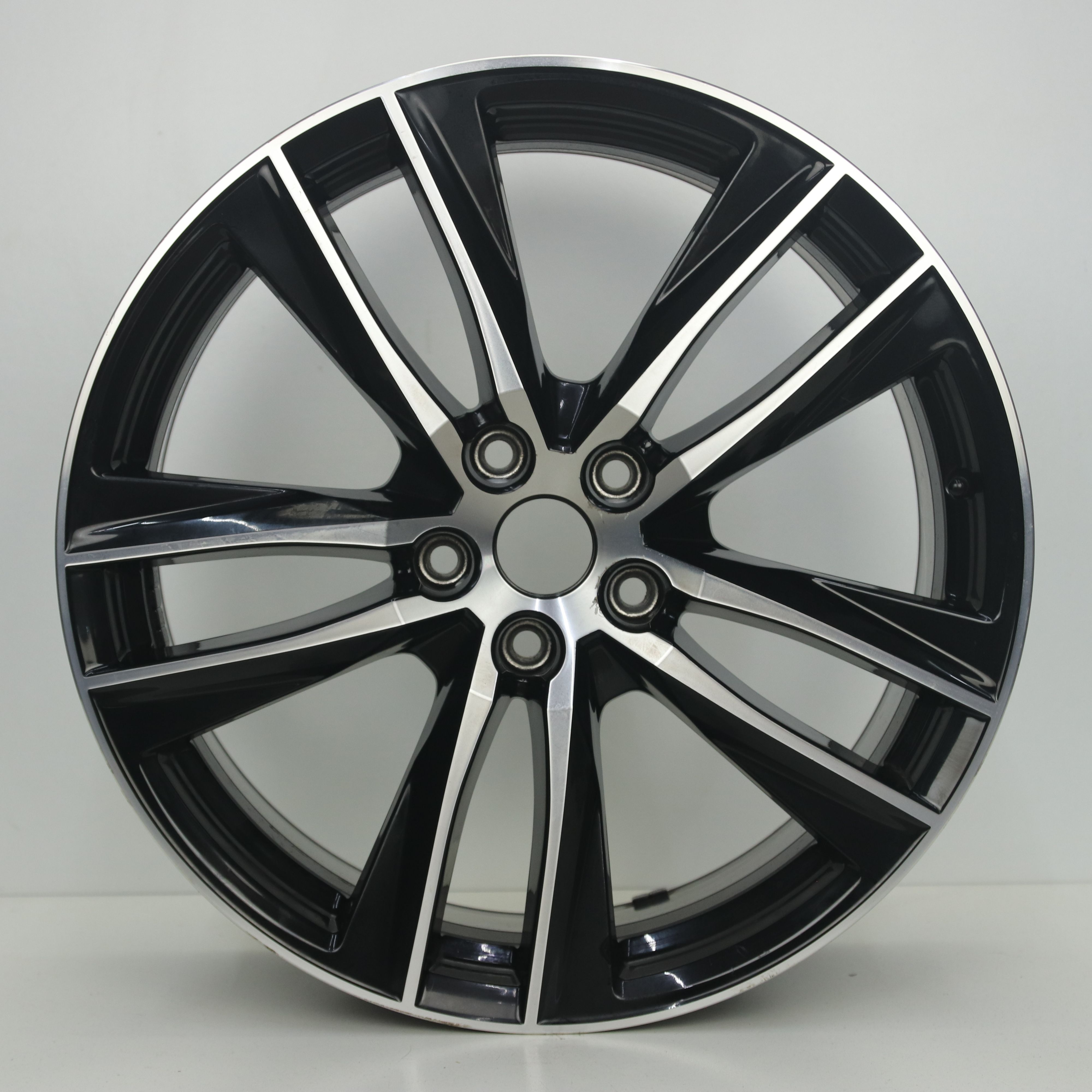 OS1007890 Originele 19 inch lichtmetalen Seat Leon Cupra velgen 8.00X19 5X112 ET50.0 NB57.10 Zwart gepolijst