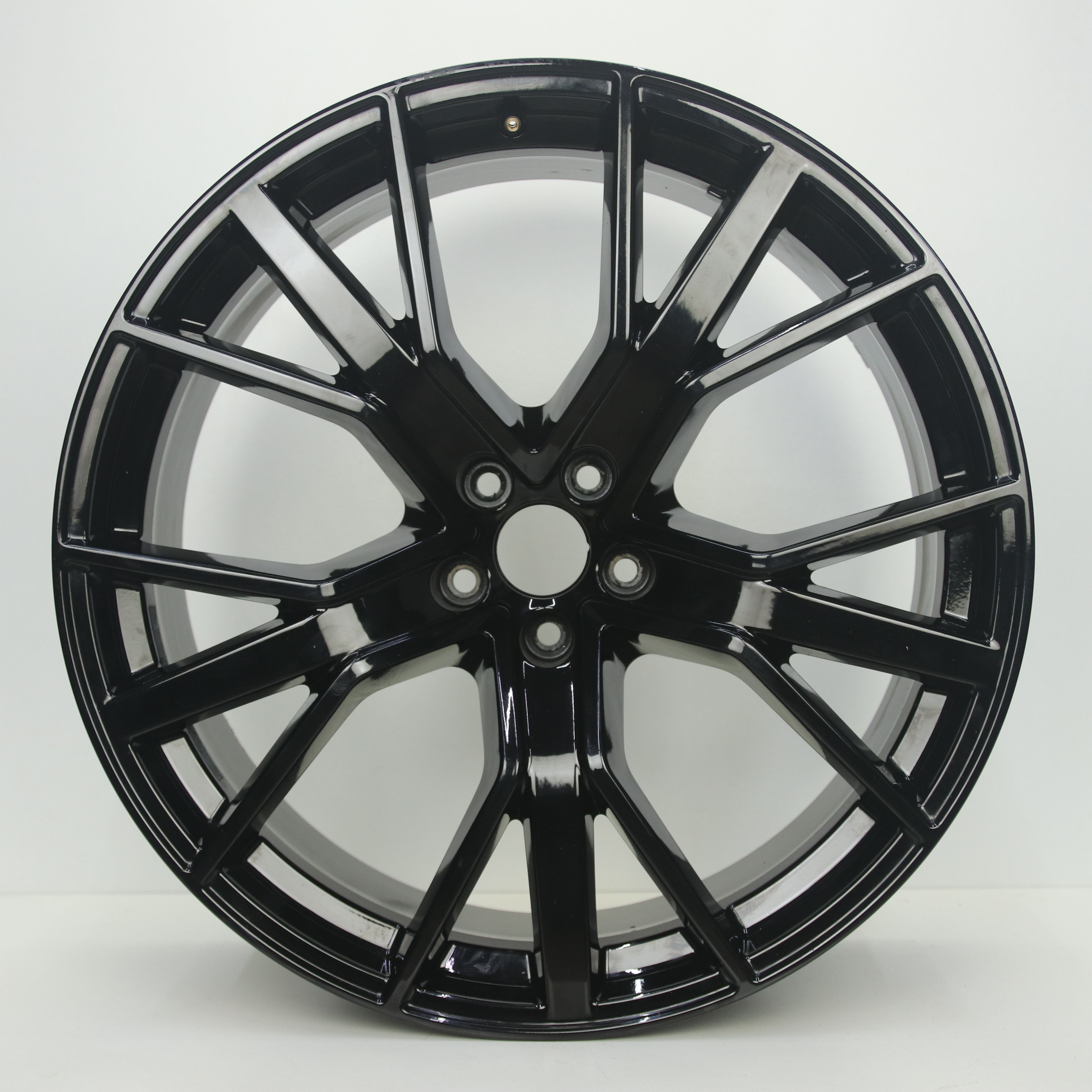 OS1007734 Originele 22 inch lichtmetalen Audi Q7 velgen 10.00X22 5X112 ET26.0 NB66.60 Zwart gepolijst