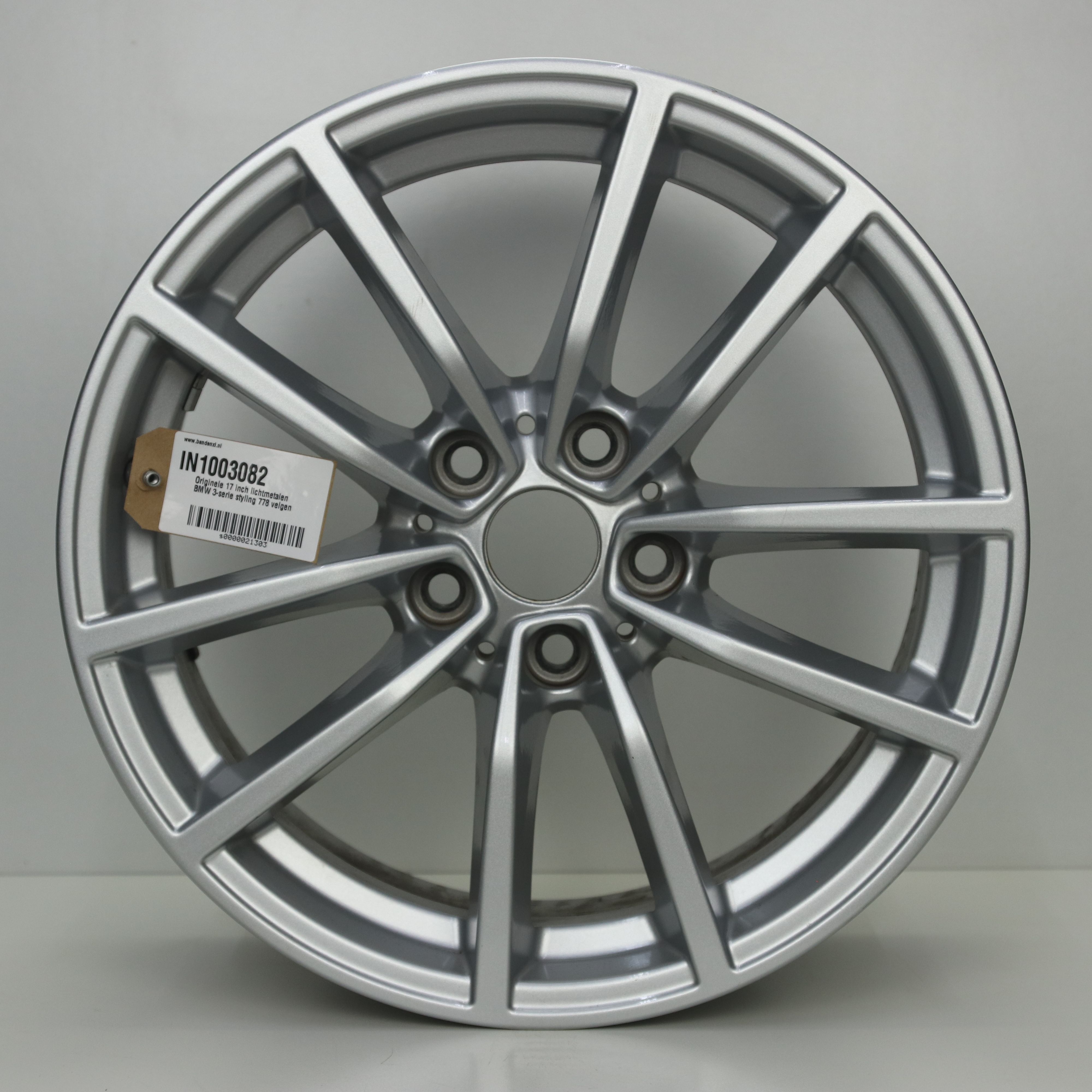 IN1003082 Originele 17 inch lichtmetalen BMW 3-serie styling 778 velgen 7.50X17 5X112 ET30.0 NB66.60 Zilver
