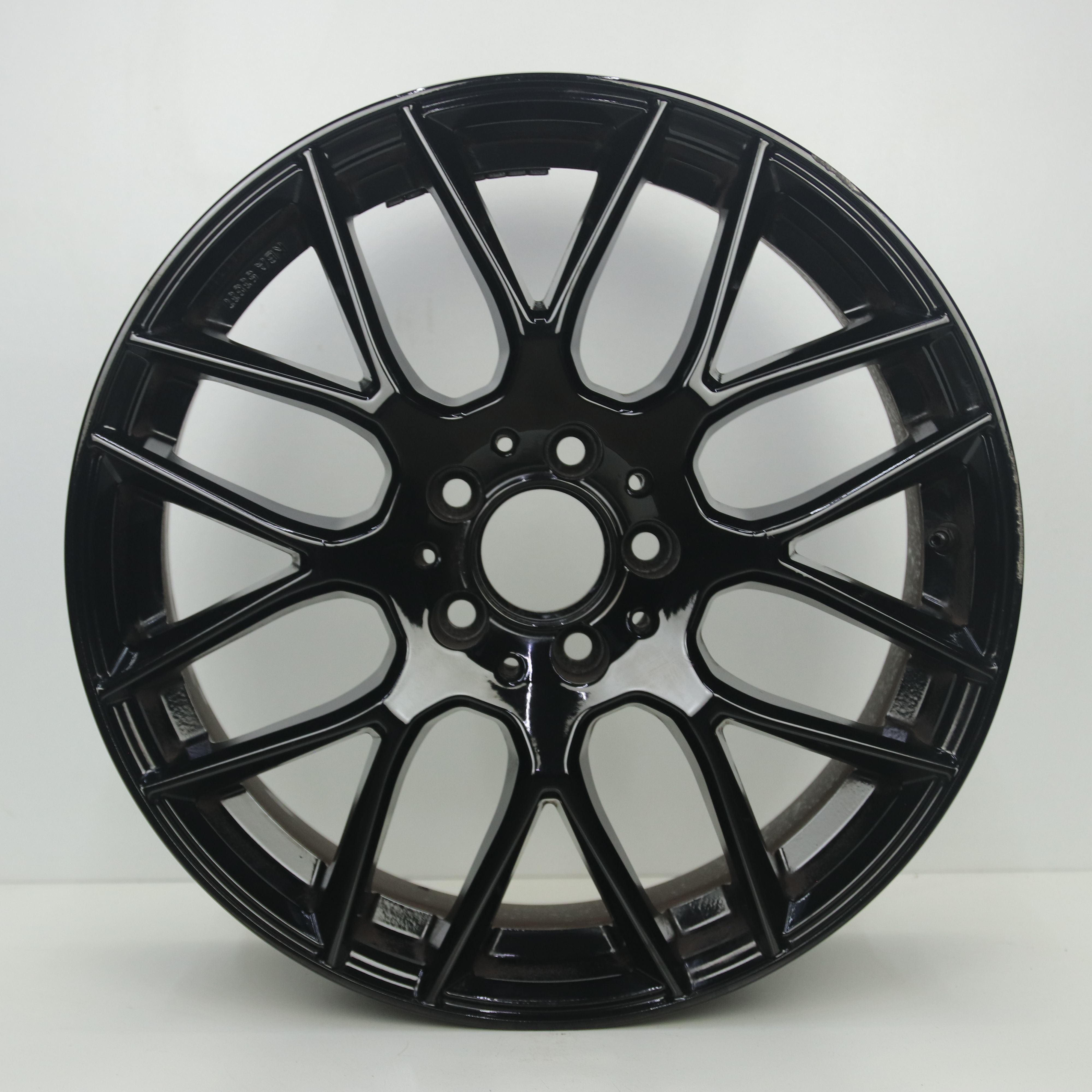 IN1003169 Set 18 inch lichtmetalen GMP Berghem velgen 8.00X18 5X112 ET45.0 NB66.60 Zwart