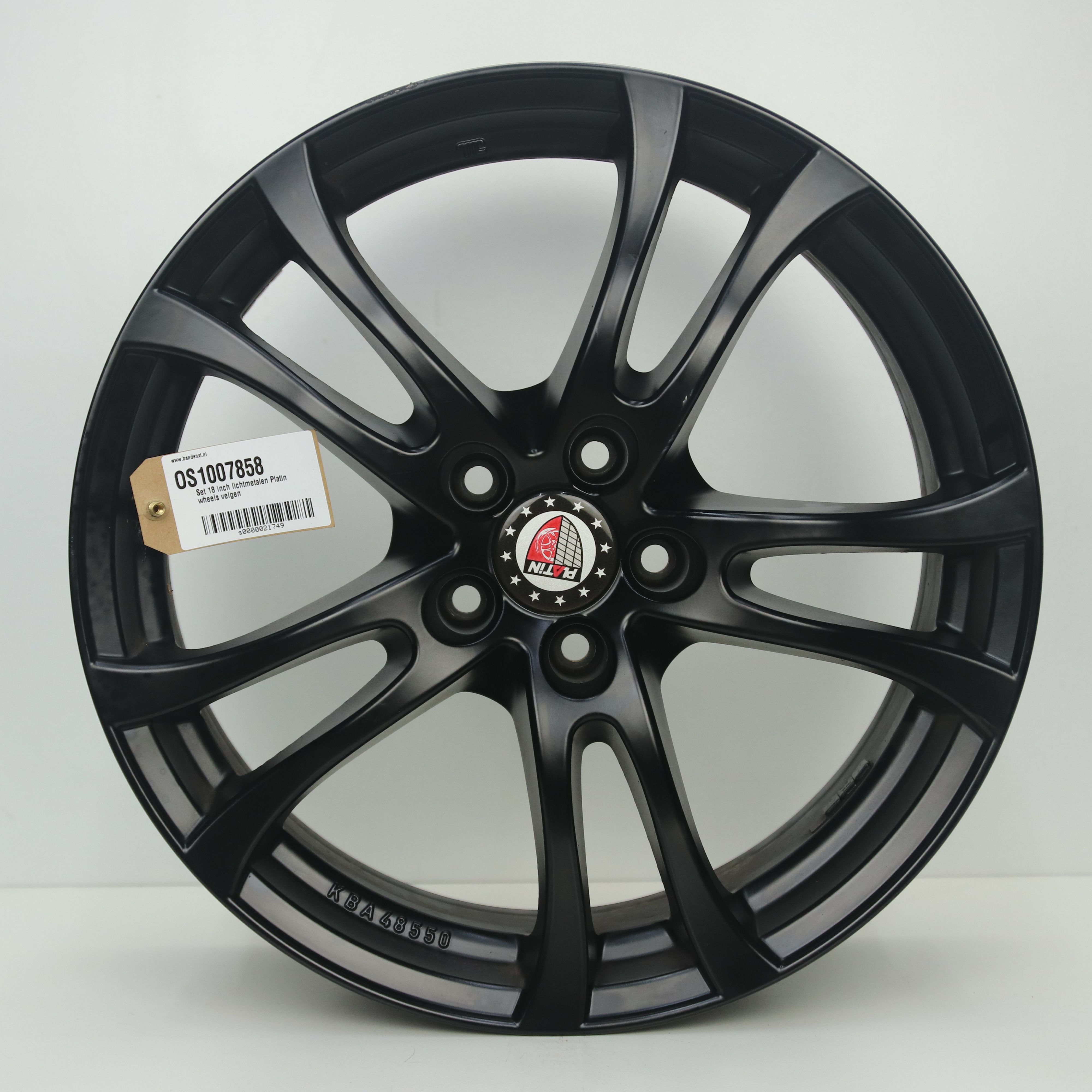 OS1007858 Set 18 inch lichtmetalen Platin wheels velgen 8.00X18 5X108 ET48.0 NB70.00 Mat zwart