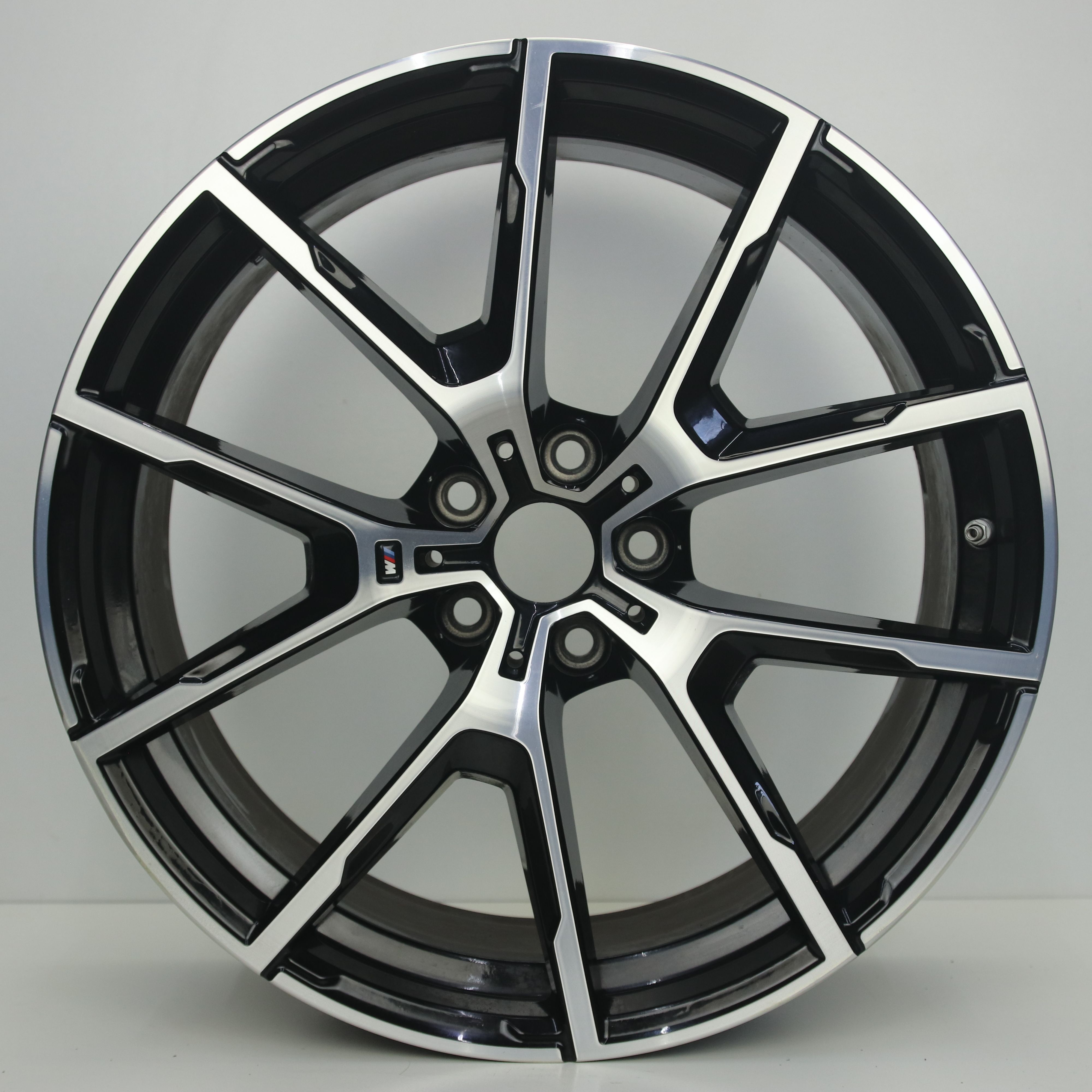 OS1007928 Originele 20 inch lichtmetalen BMW 8-serie styling 728M velgen (breedset) 8.00X20 5X112 ET26.0 NB66.60 Zwart gepolijst