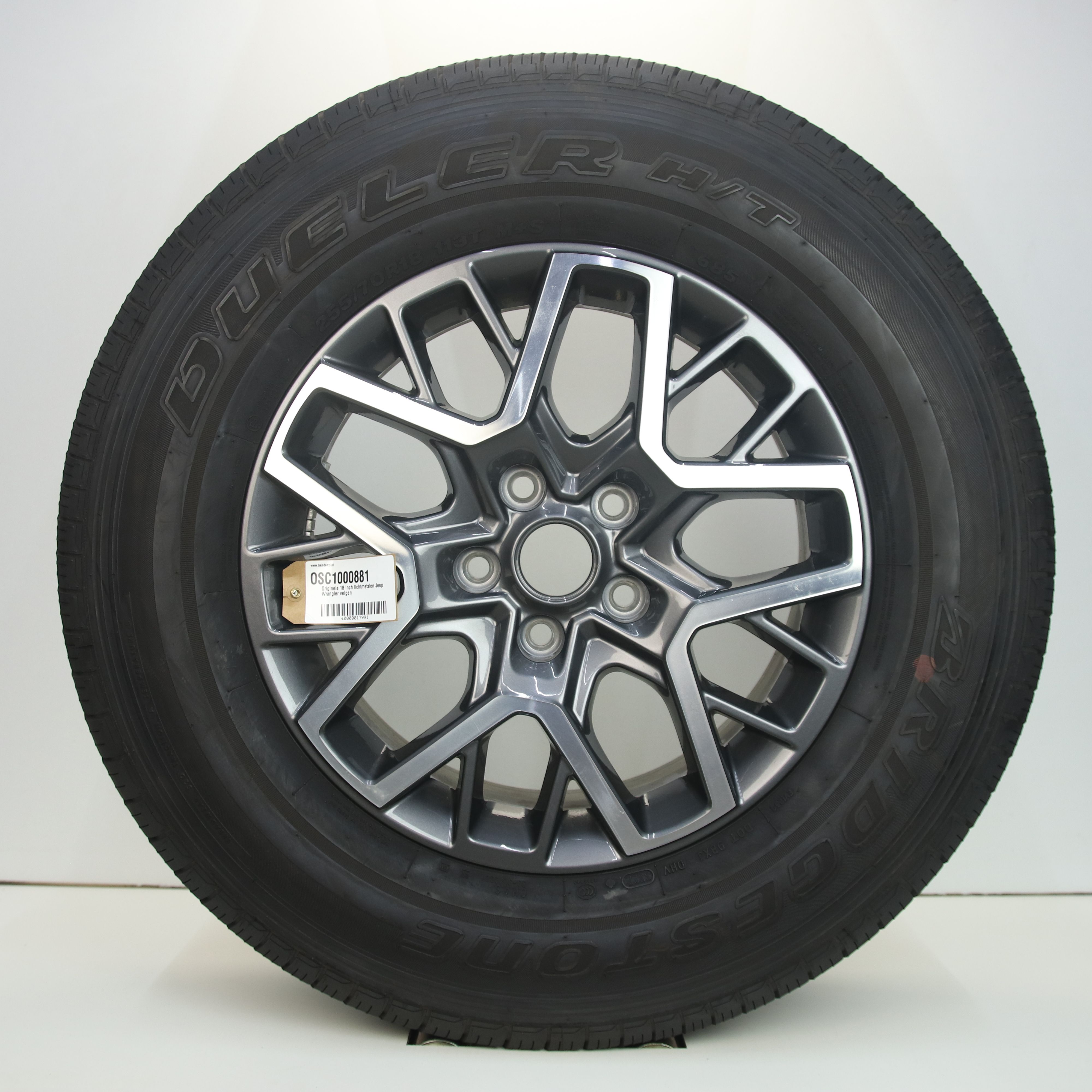 OSC1000881 Originele 18 inch lichtmetalen Jeep Wrangler velgen 7.50X18 5X127 ET44.5 NB71.50 Antraciet gepolijst