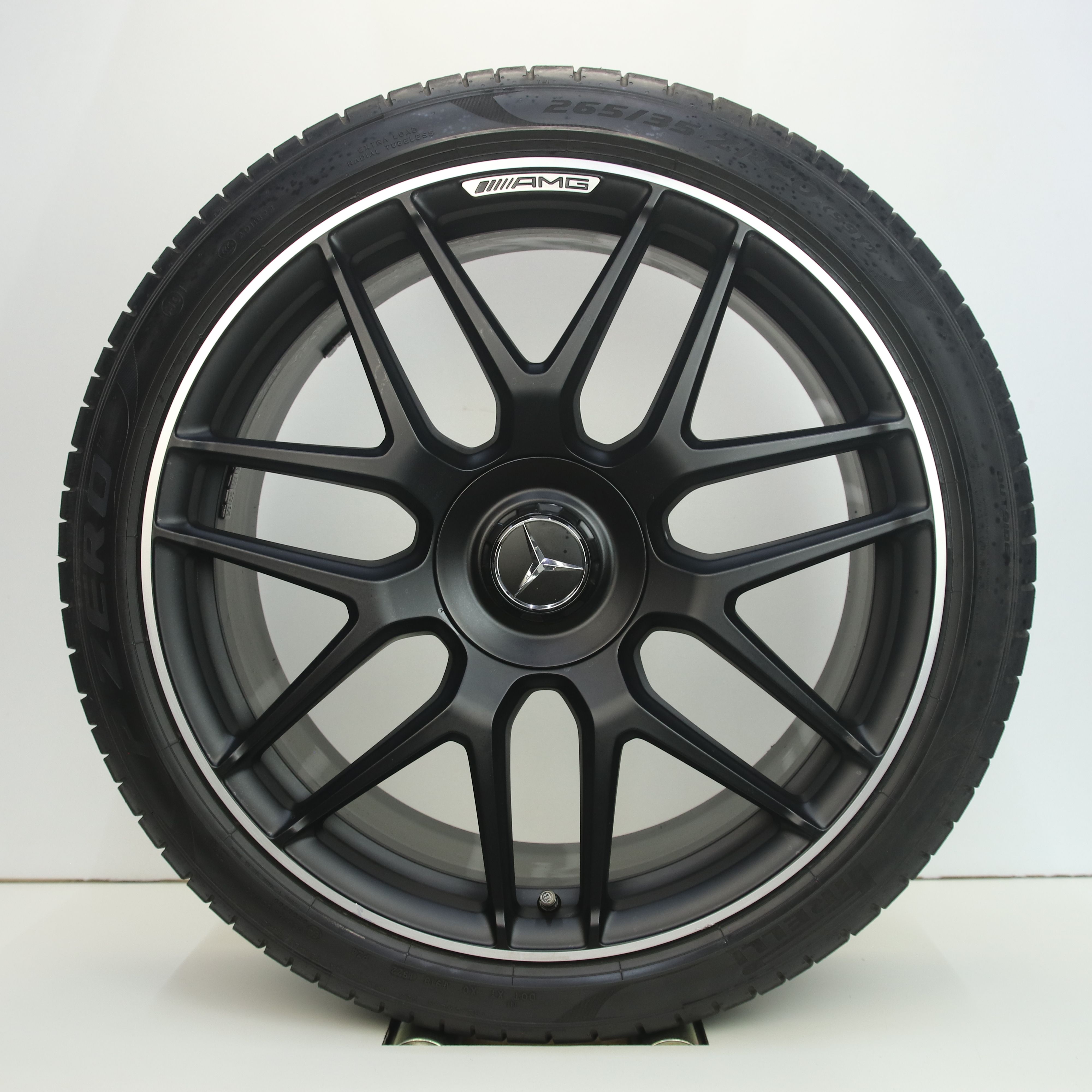 OS1007151 Originele 20 inch lichtmetalen Mercedes-Benz E63 AMG velgen 9.50X20 5X112 ET25.0 NB66.60 Mat zwart gepolijst