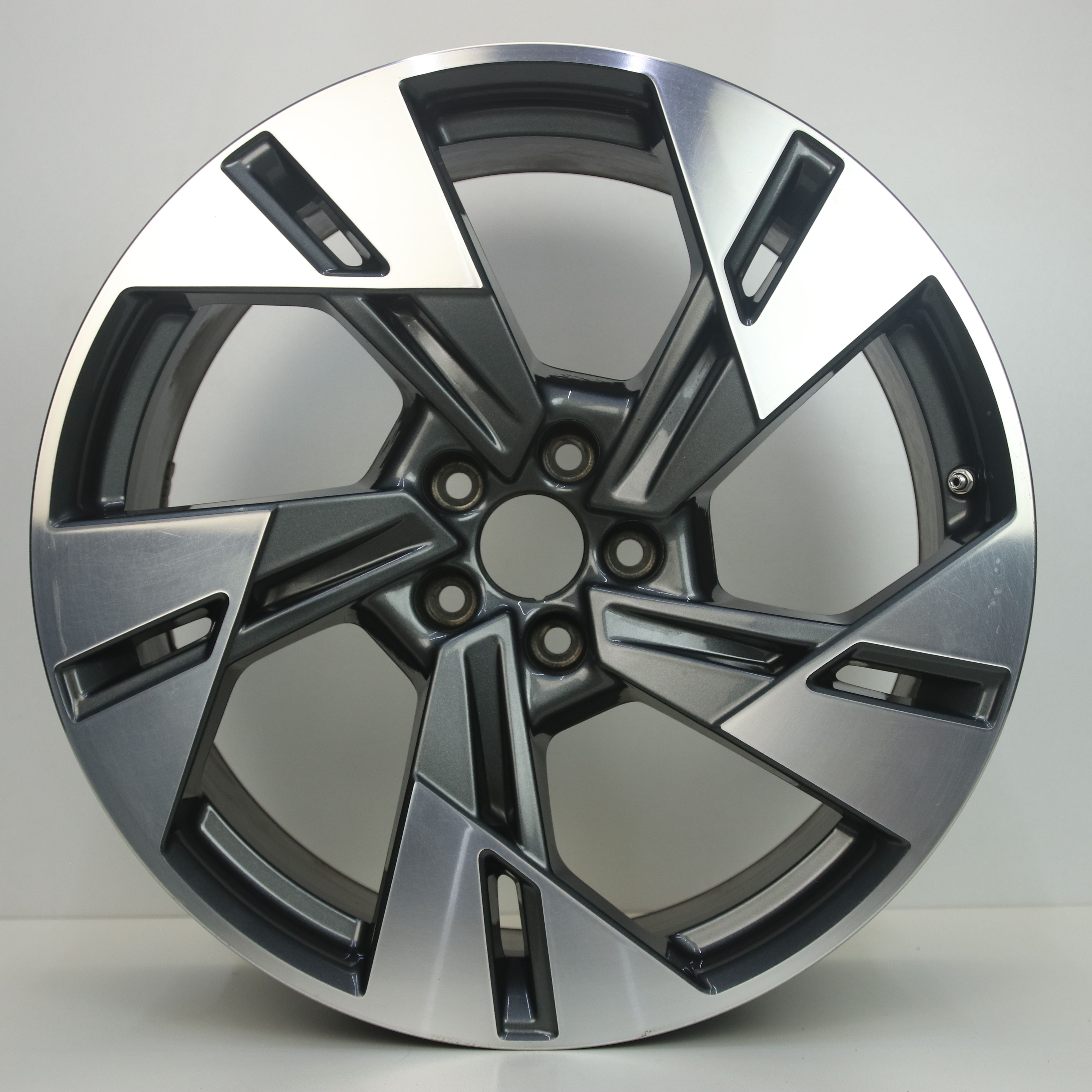 OS1007587 Originele 20 inch lichtmetalen Audi E-tron velgen 9.00X20 5X112 ET38.0 NB66.60 Antraciet gepolijst