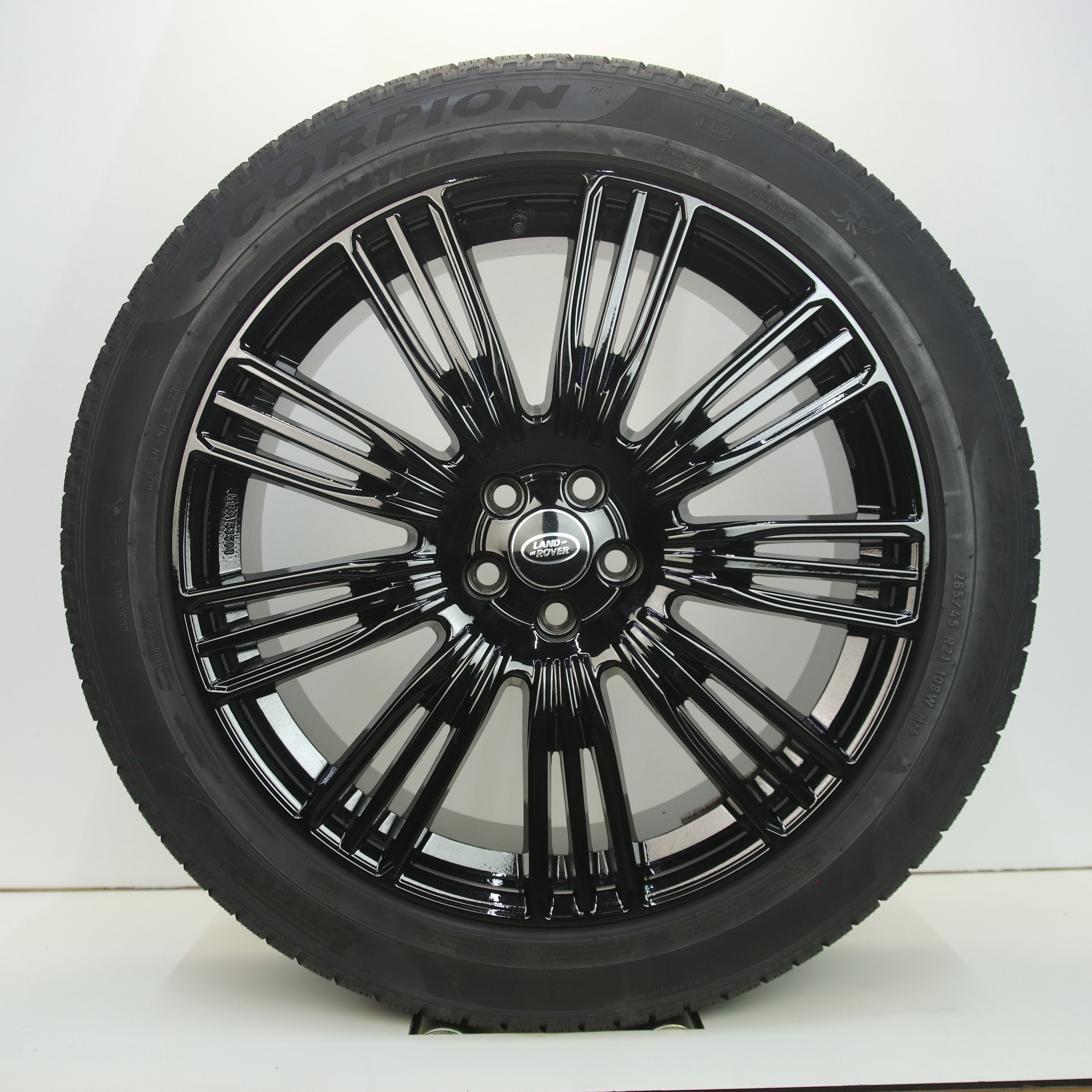 IN1002985 Set 21 inch lichtmetalen GMP Coventry velgen (set compleet met banden) 9.00X21 5X108 ET45.0 NB63.40 Zwart