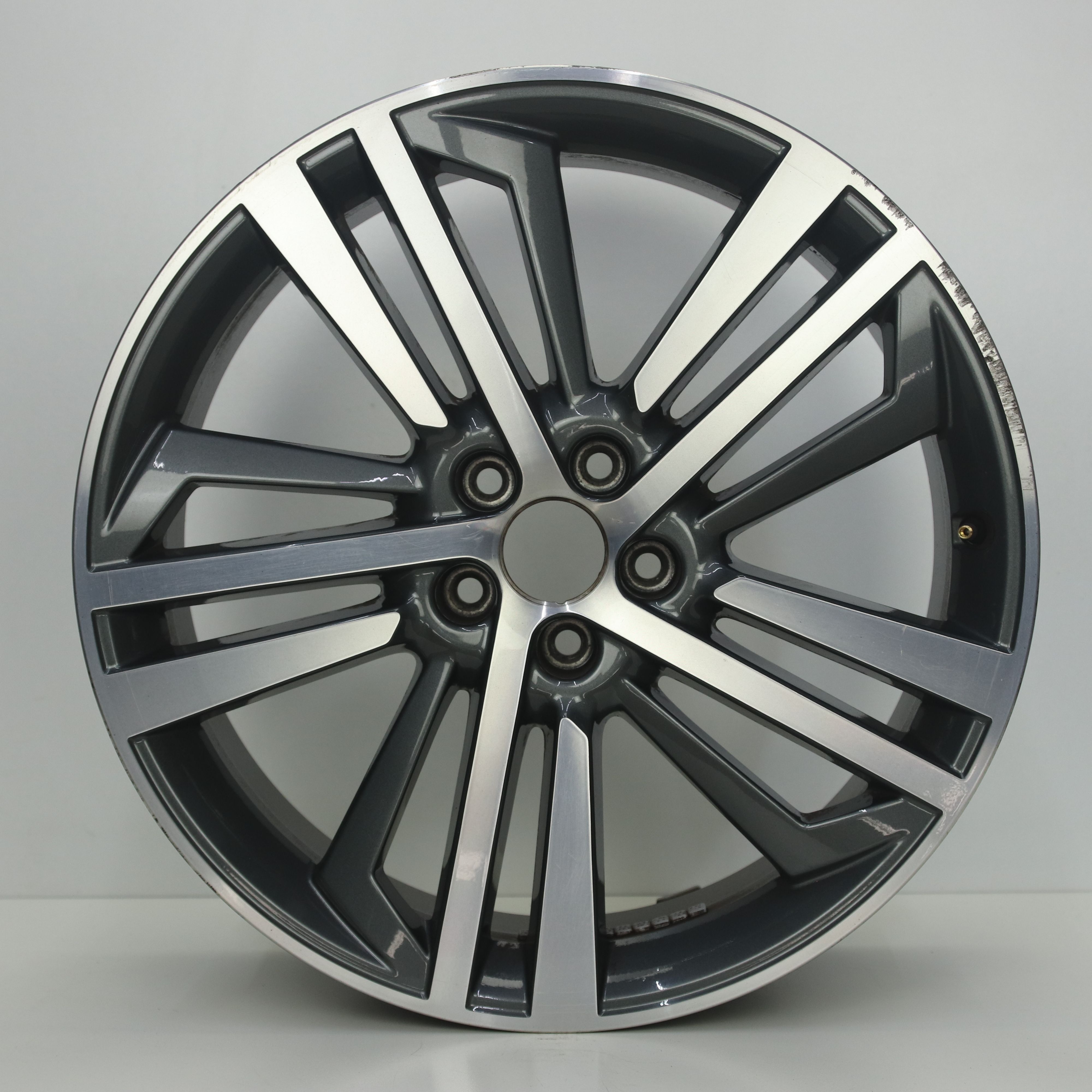OS1007912 Originele 20 inch lichtmetalen Audi Q5 velgen 8.00X20 5X112 ET39.0 NB66.60 Antraciet Gepolijst
