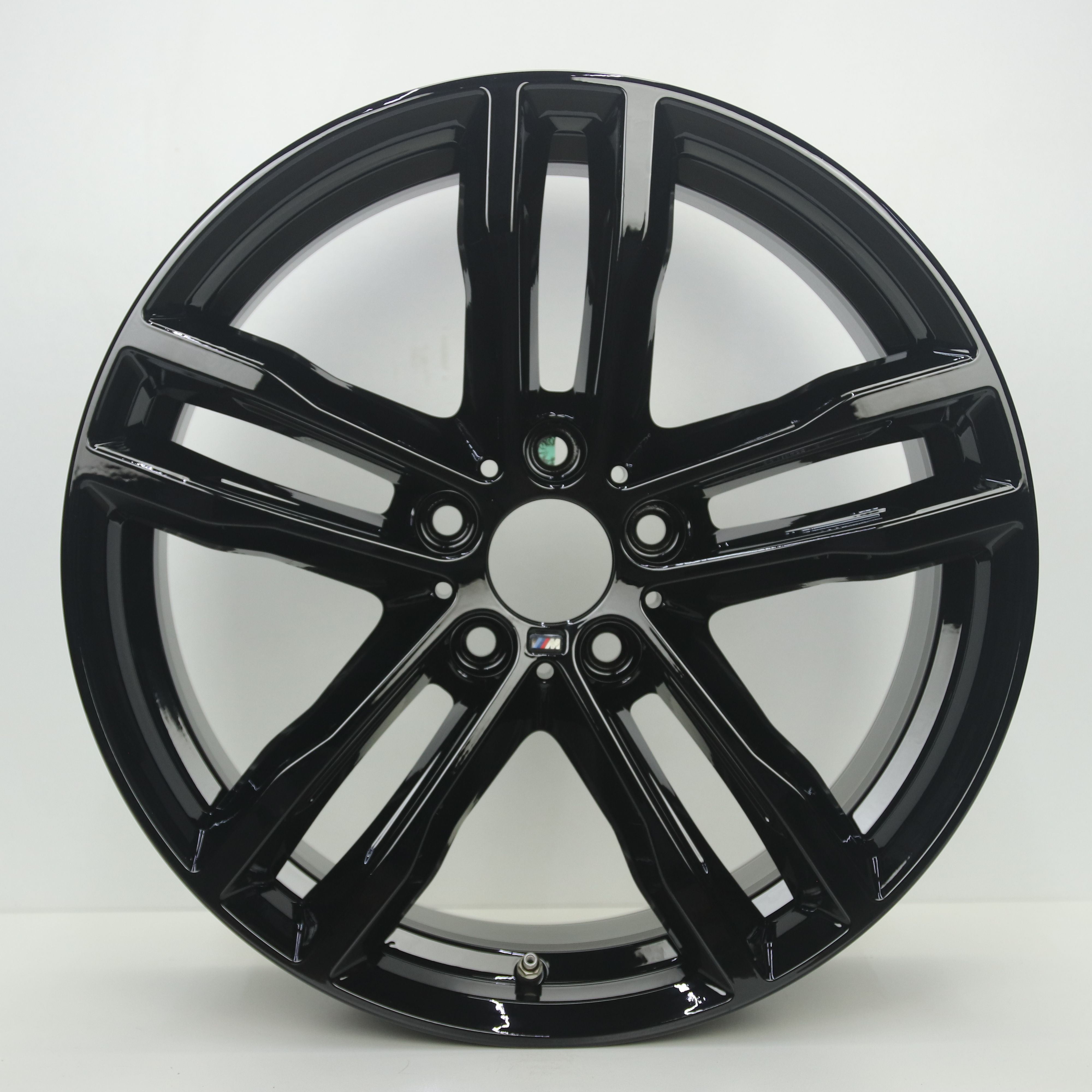 OS1007673 Originele 19 inch lichtmetalen BMW 3-serie styling M704 velgen 8.00X19 5X120 ET36.0 NB72.60 Zwart gepolijst