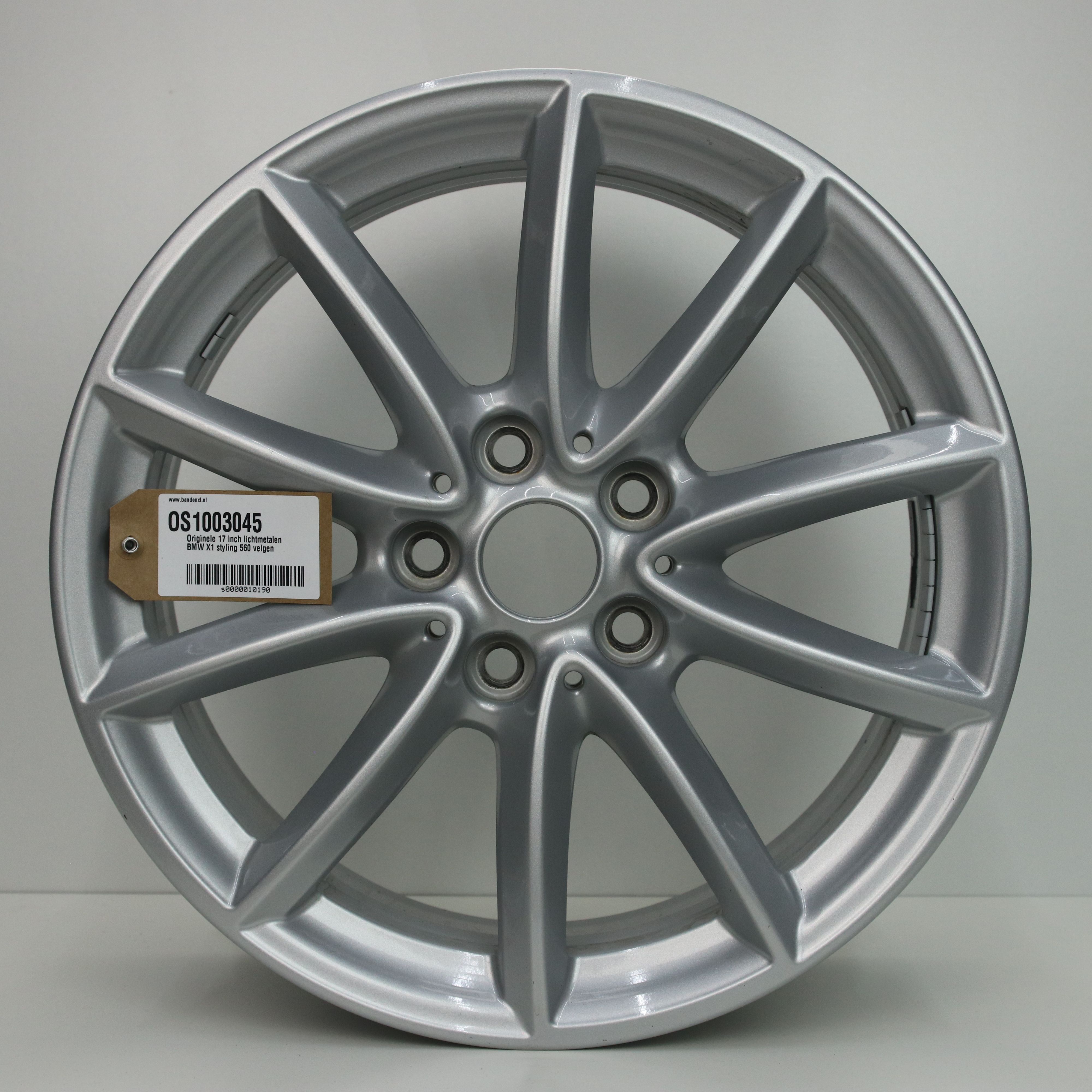 OS1003045 Originele 17 inch lichtmetalen BMW X1 styling 560 velgen 7.50X17 5X112 ET52.0 NB66.60 Zilver