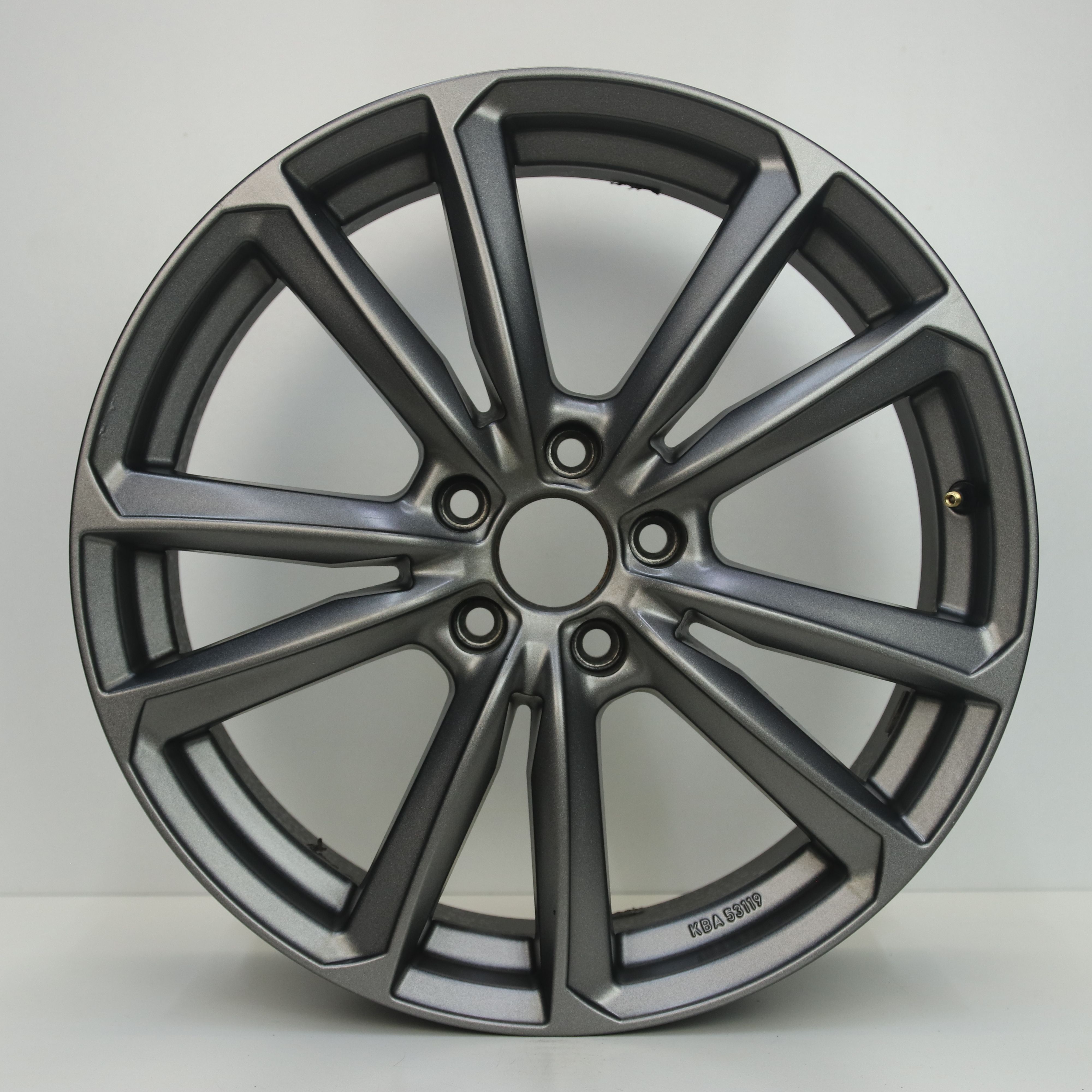 OS1006941 Set 18 inch lichtmetalen AEZ velgen 7.50X18 5X108 ET48.0 NB70.10 Antraciet