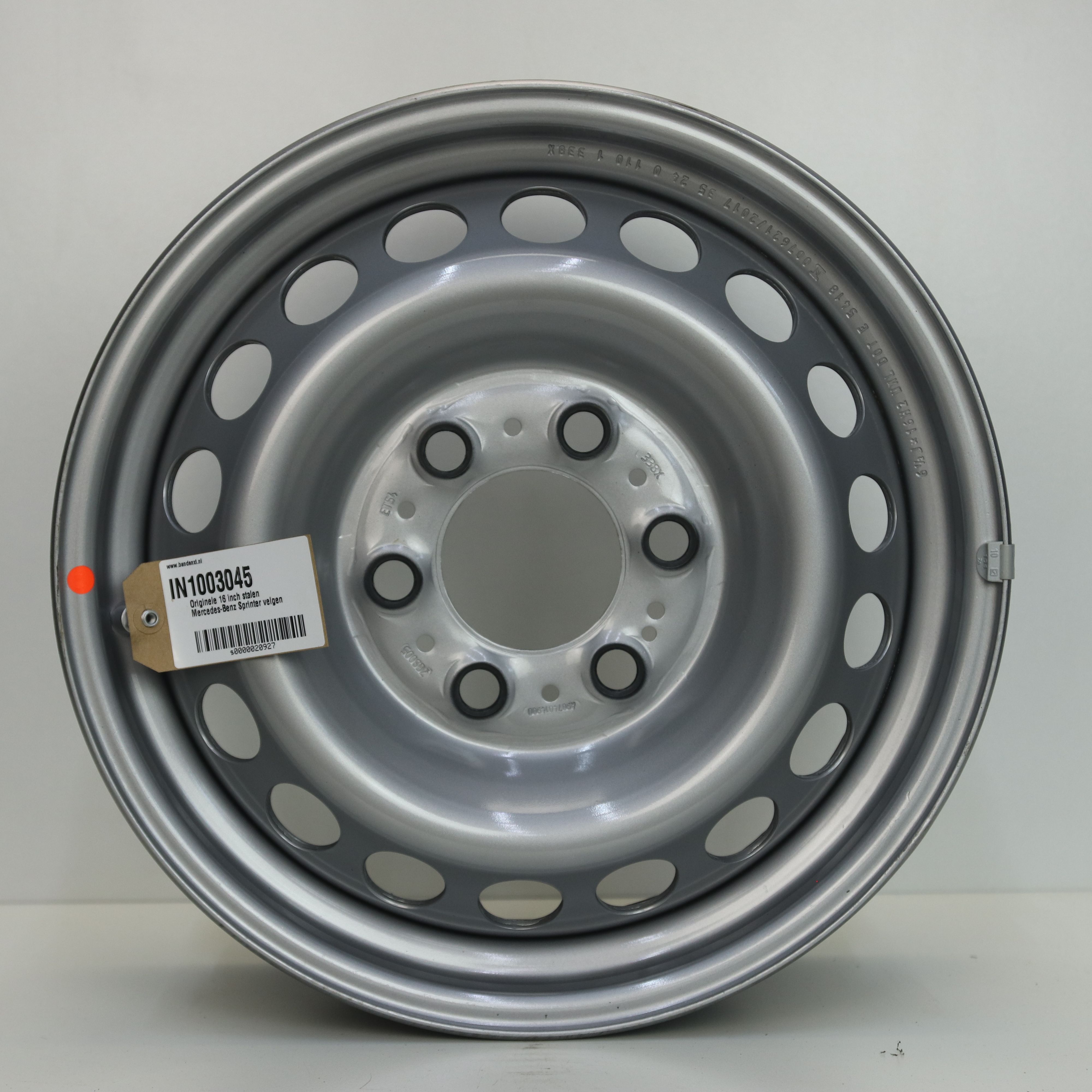 IN1003045 Originele 16 inch stalen Mercedes-Benz Sprinter velgen 6.50X16 6X130 ET54.0 NB84.10 Zilver