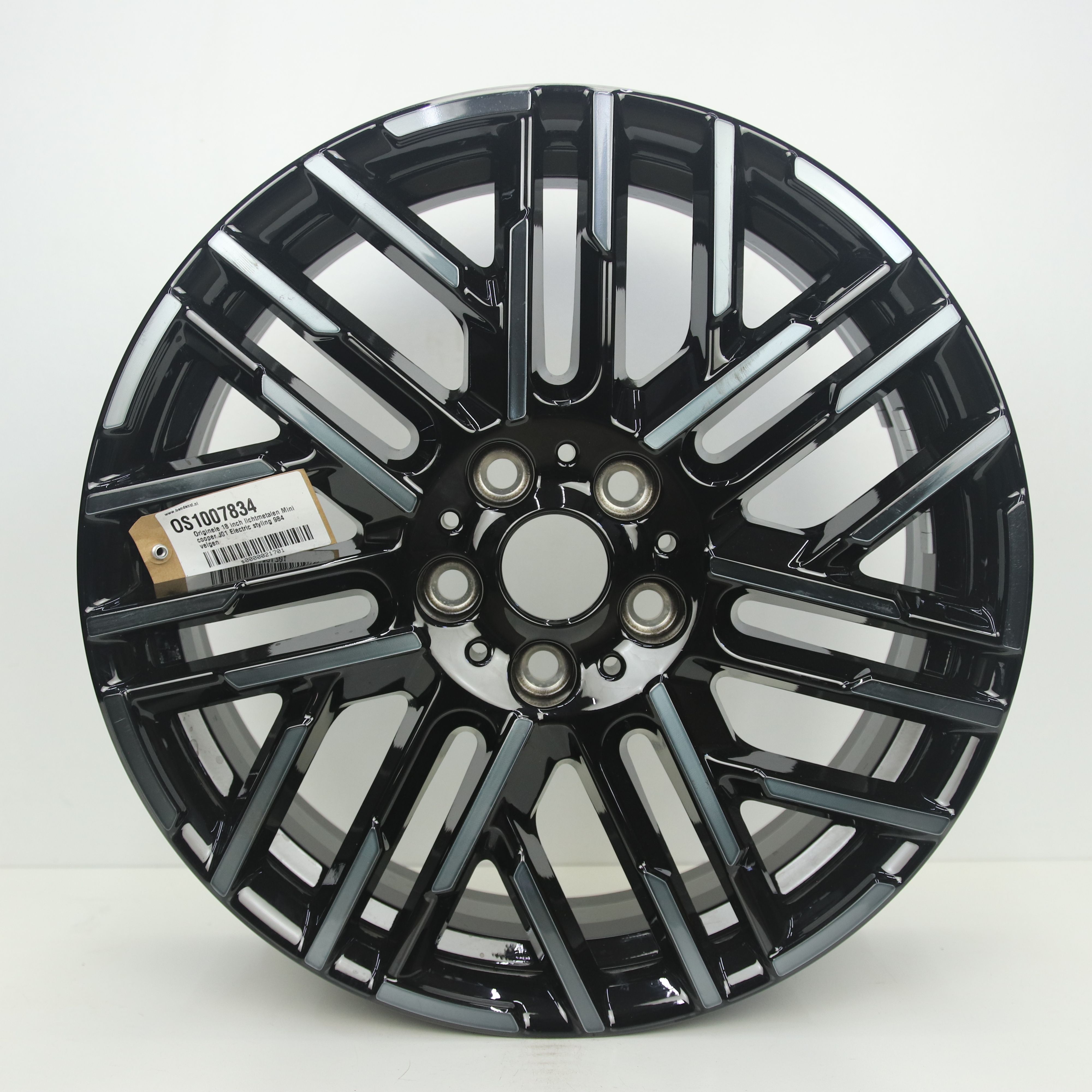 OS1007834 Originele 18 inch lichtmetalen Mini Cooper J01 Electric styling 984 velgen 7.50X18 5X112 ET50.0 NB66.60 Zwart gepolijst