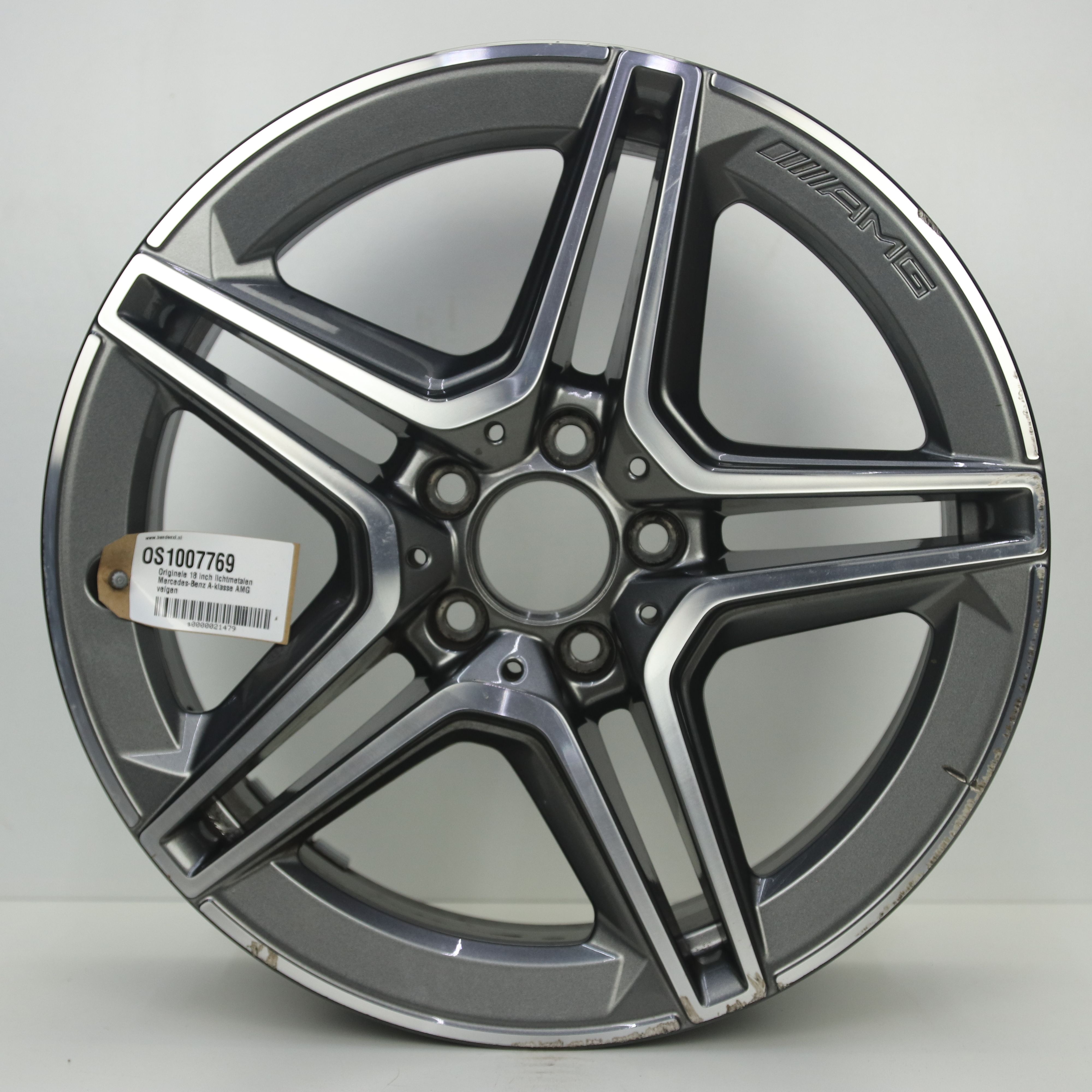 OS1007769 Originele 18 inch lichtmetalen Mercedes-Benz A-klasse AMG velgen 7.50X18 5X112 ET49.0 NB66.60 Antraciet Gepolijst