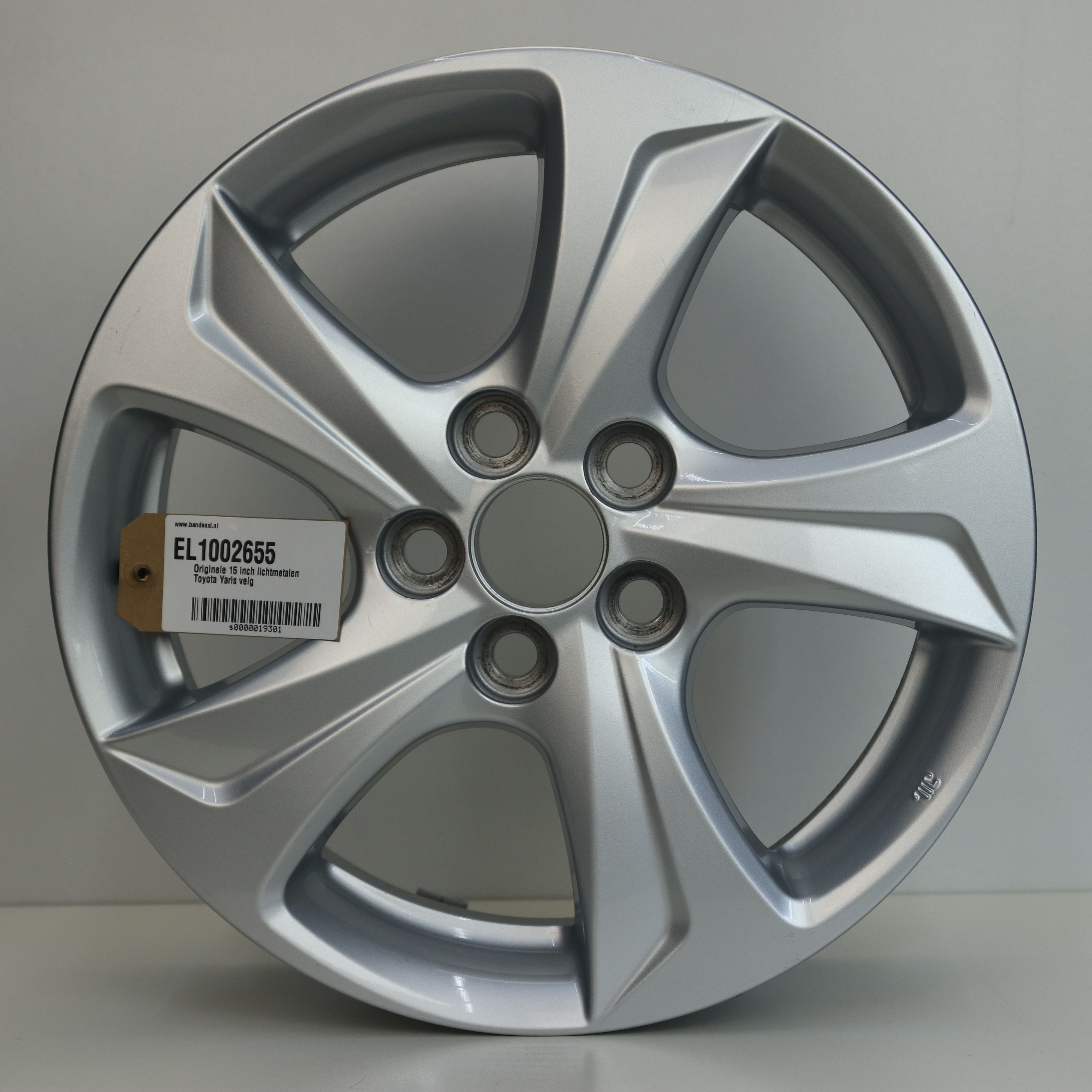 EL1002655 Originele 15 inch lichtmetalen Toyota Yaris velg 6.00X15 5X100 ET45.0 NB54.10 Zilver