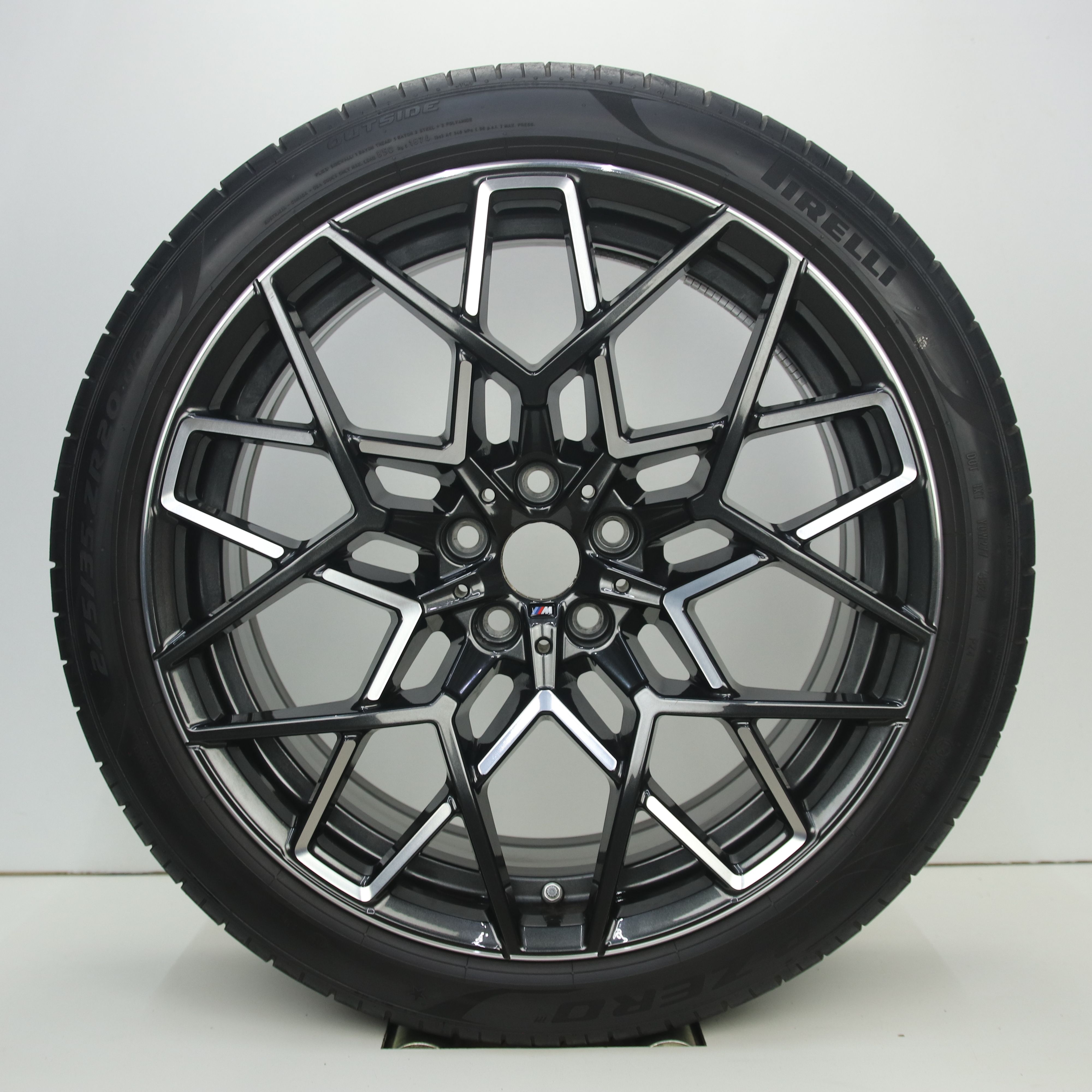 OS1007950 Originele 20 inch lichtmetalen BMW M8 styling 813M velgen (breedset) 9.50X20 5X112 ET28.0 NB66.60 Antraciet Gepolijst