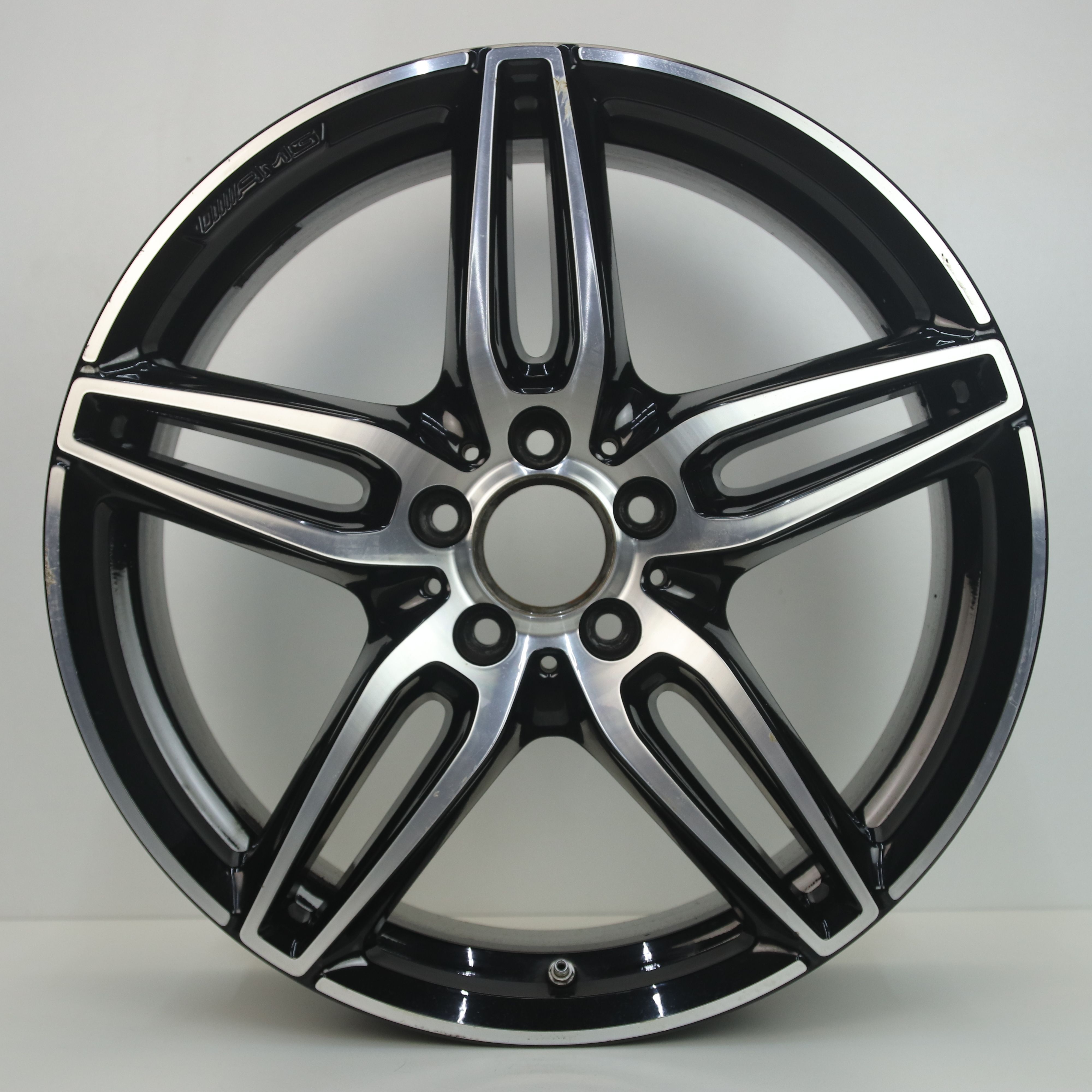OS1007567 Originele 19 inch lichtmetalen Mercedes-Benz E-klasse AMG velgen (Breedset) 8.00X19 5X112 ET43.0 NB66.60 Zwart gepolijst
