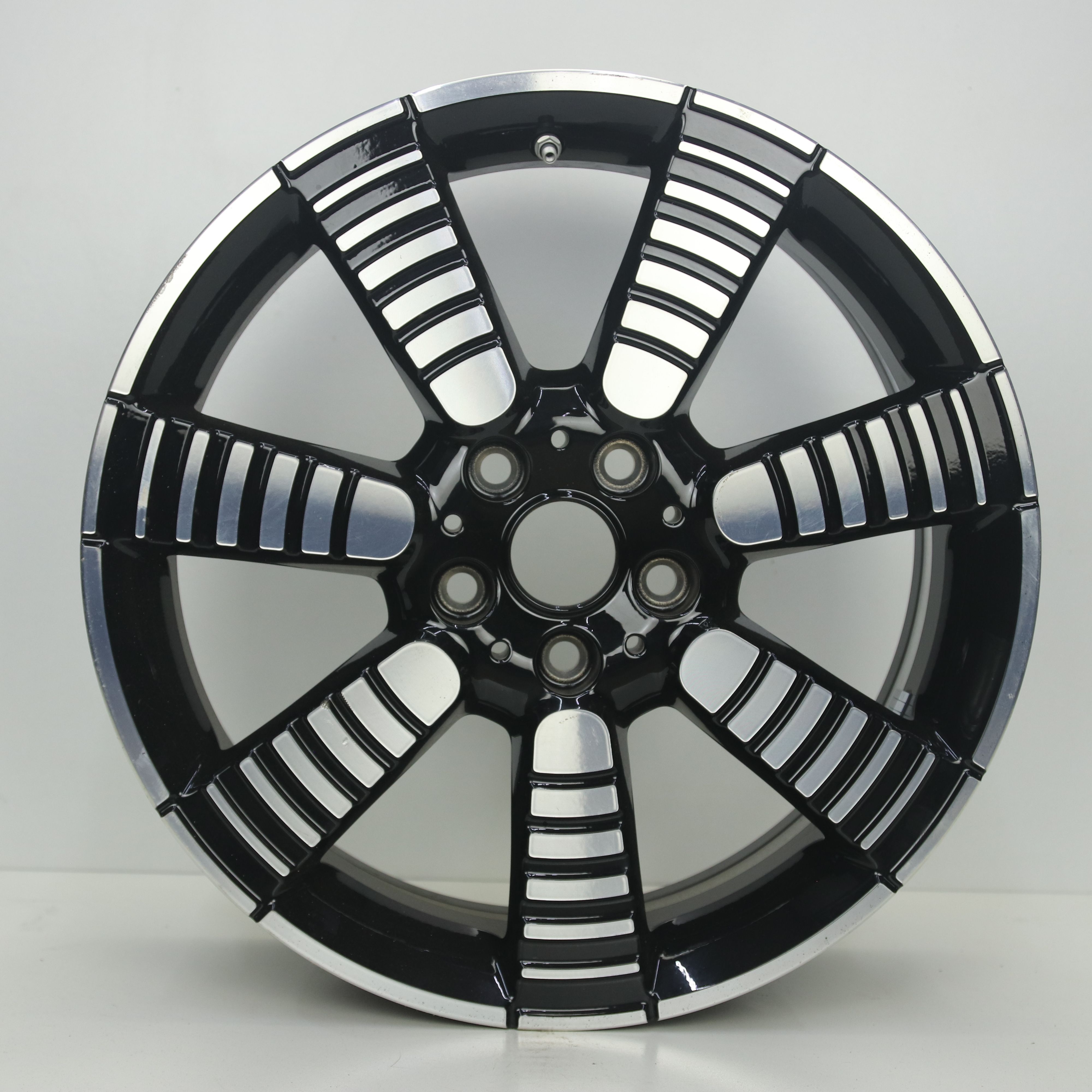 OS1007738 Originele 18 inch lichtmetalen Mini Cooper styling 900 velgen 7.00X18 5X112 ET54.0 NB66.60 Zwart gepolijst