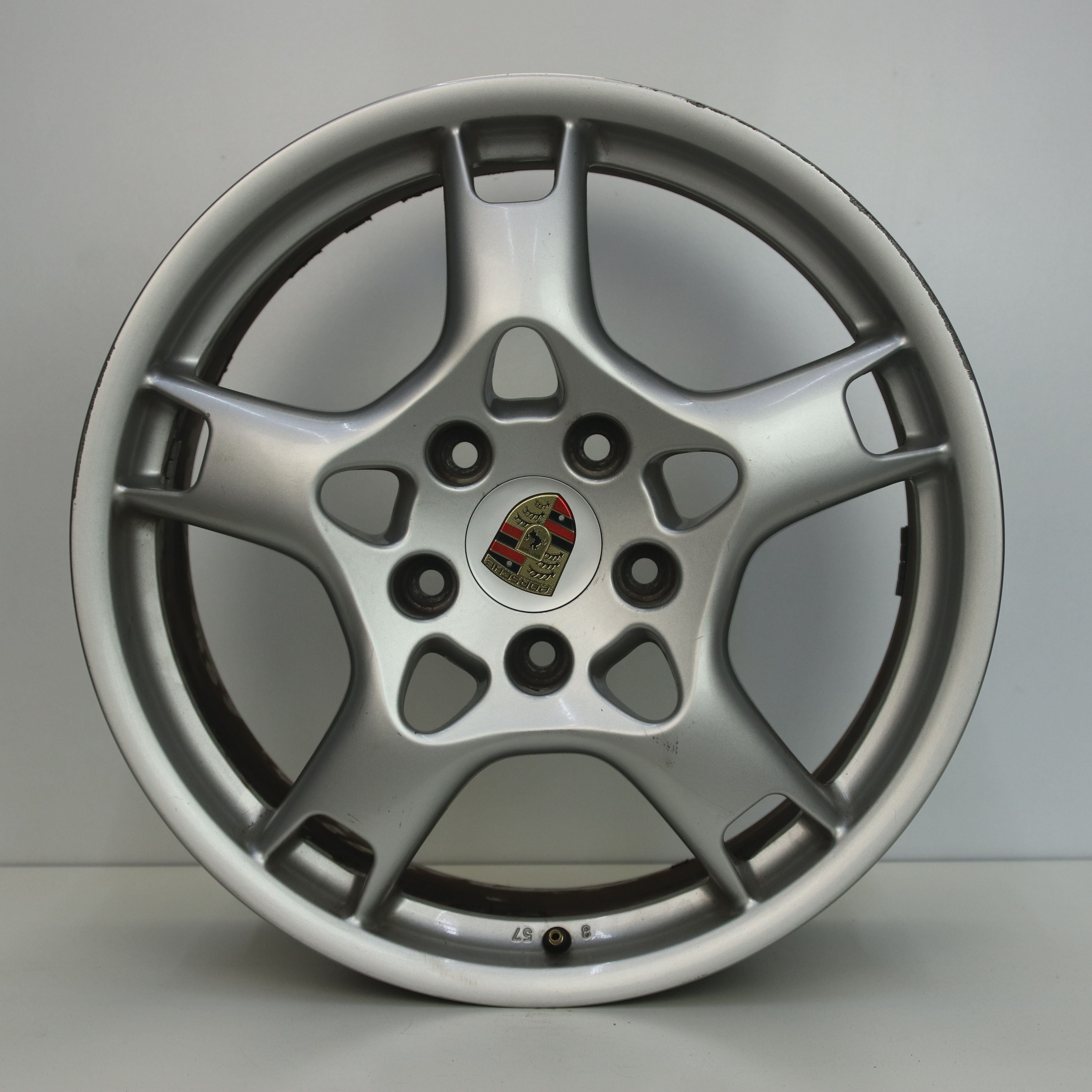 IN1002971 Originele 19 inch lichtmetalen Porsche Carrera velgen (breedset) 8.00X19 5X130 ET57.0 NB71.60 Zilver