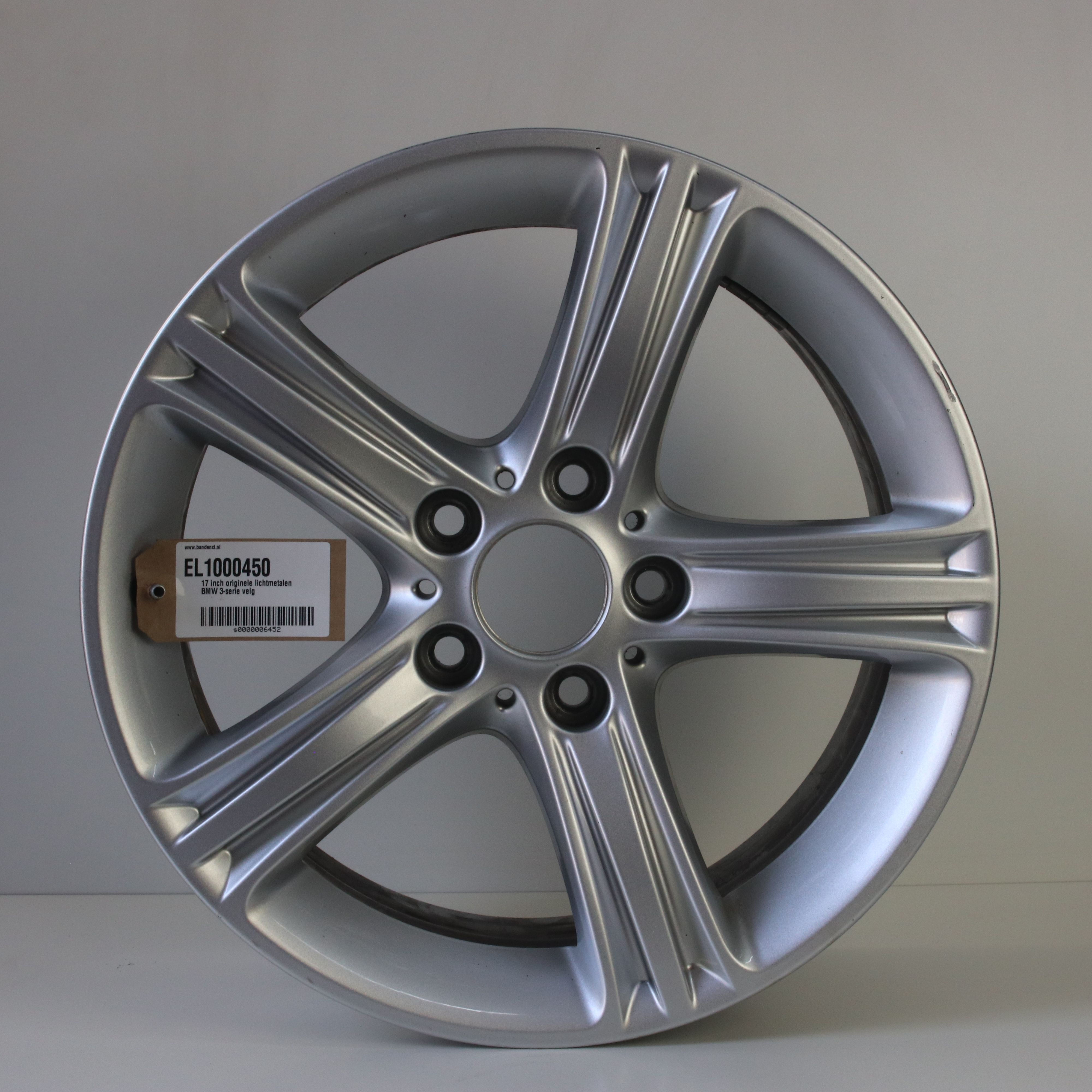 EL1000450 17 inch originele lichtmetalen BMW 3-serie Styling 393 velg 7.50X17 5X120 ET37.0 NB72.60 Zilver