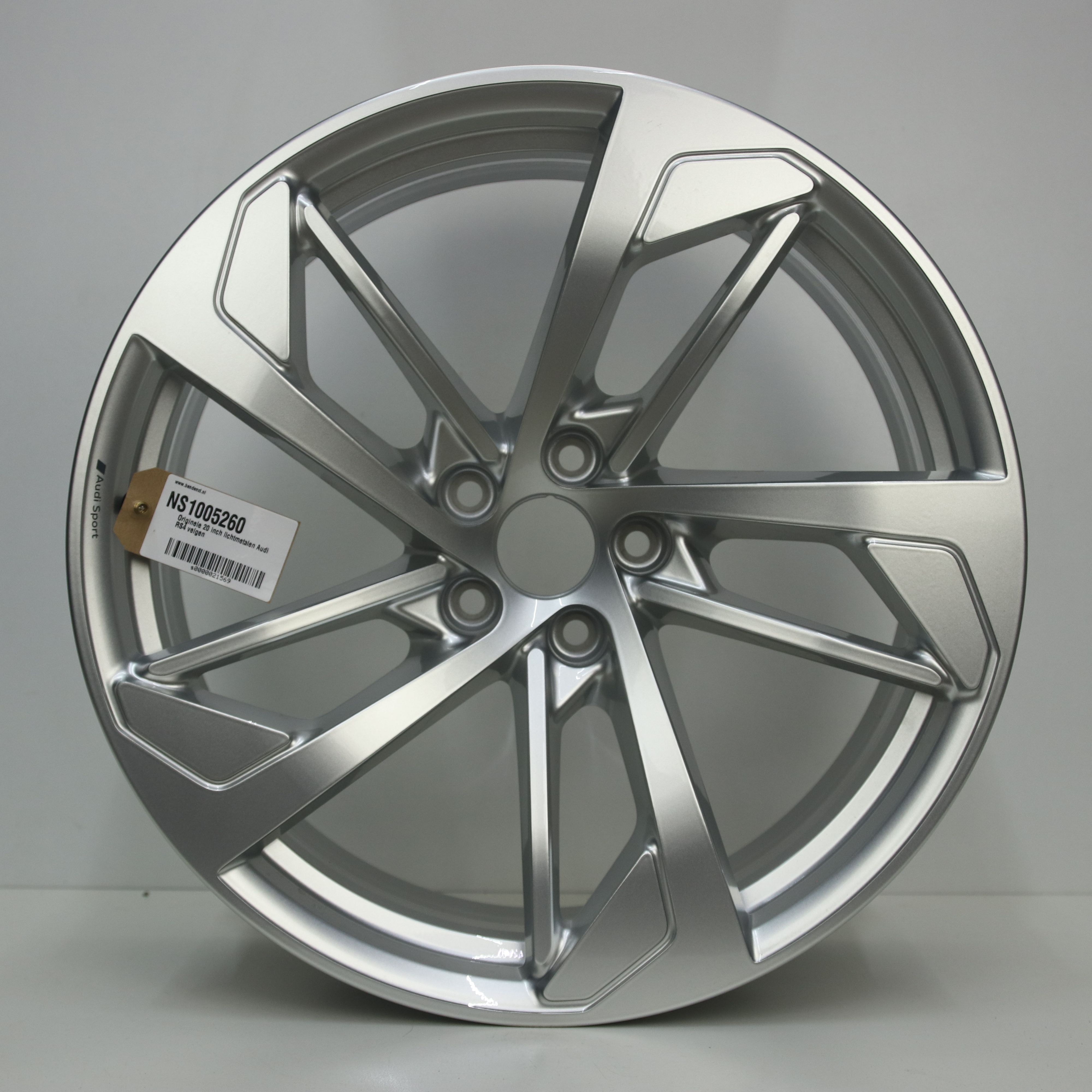 NS1005260 Originele 20 inch lichtmetalen Audi RS4 velgen 9.00X20 5X112 ET26.0 NB66.60 Zilver