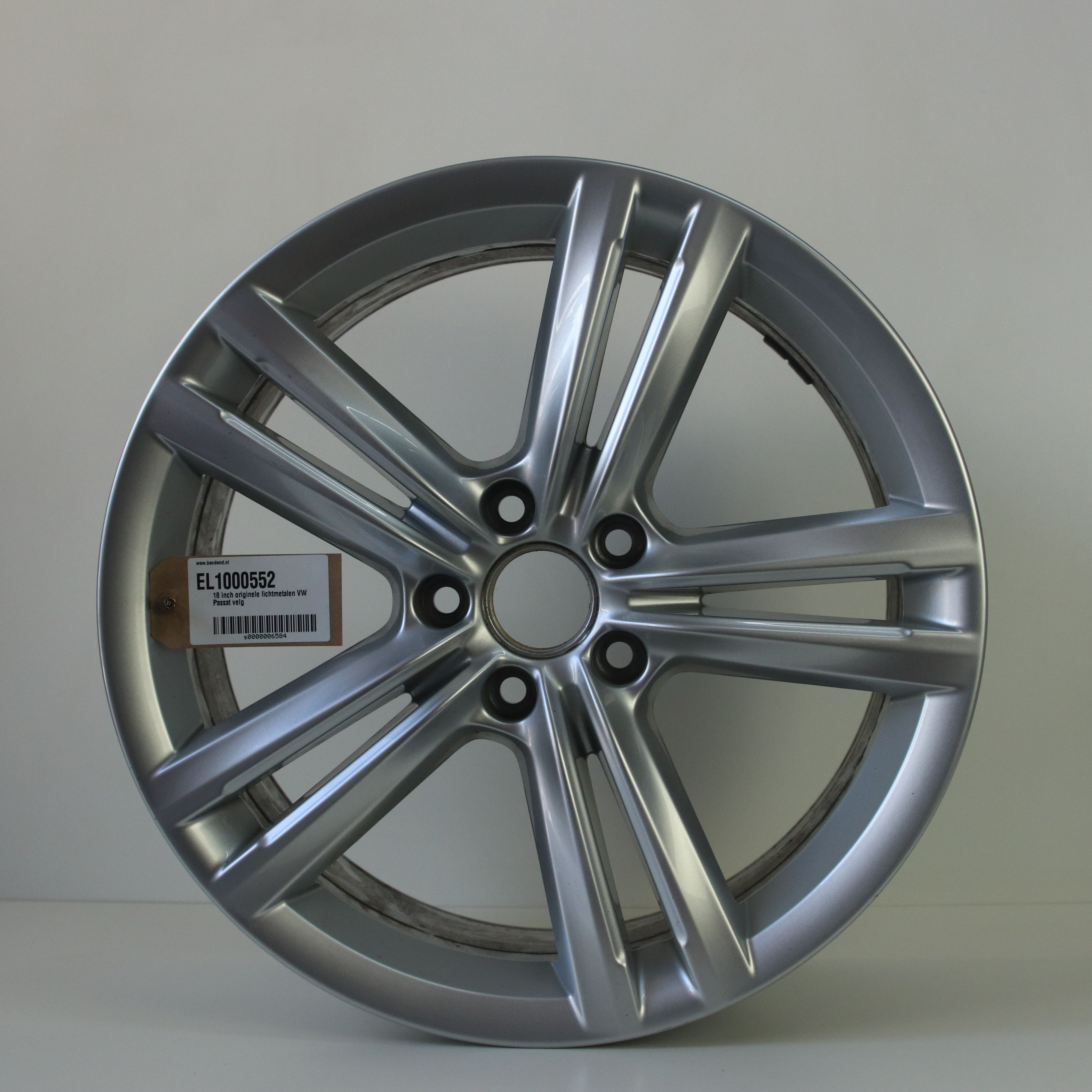 EL1000552 18 inch originele lichtmetalen Volkswagen Passat Bristol velg 8.00X18 5X112 ET48.0 NB57.10 Zilver